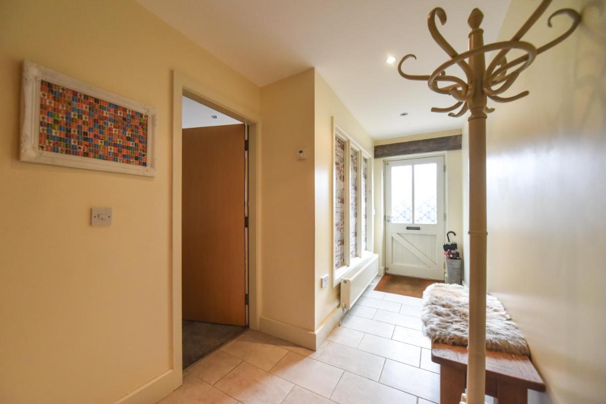 Coach House Mews