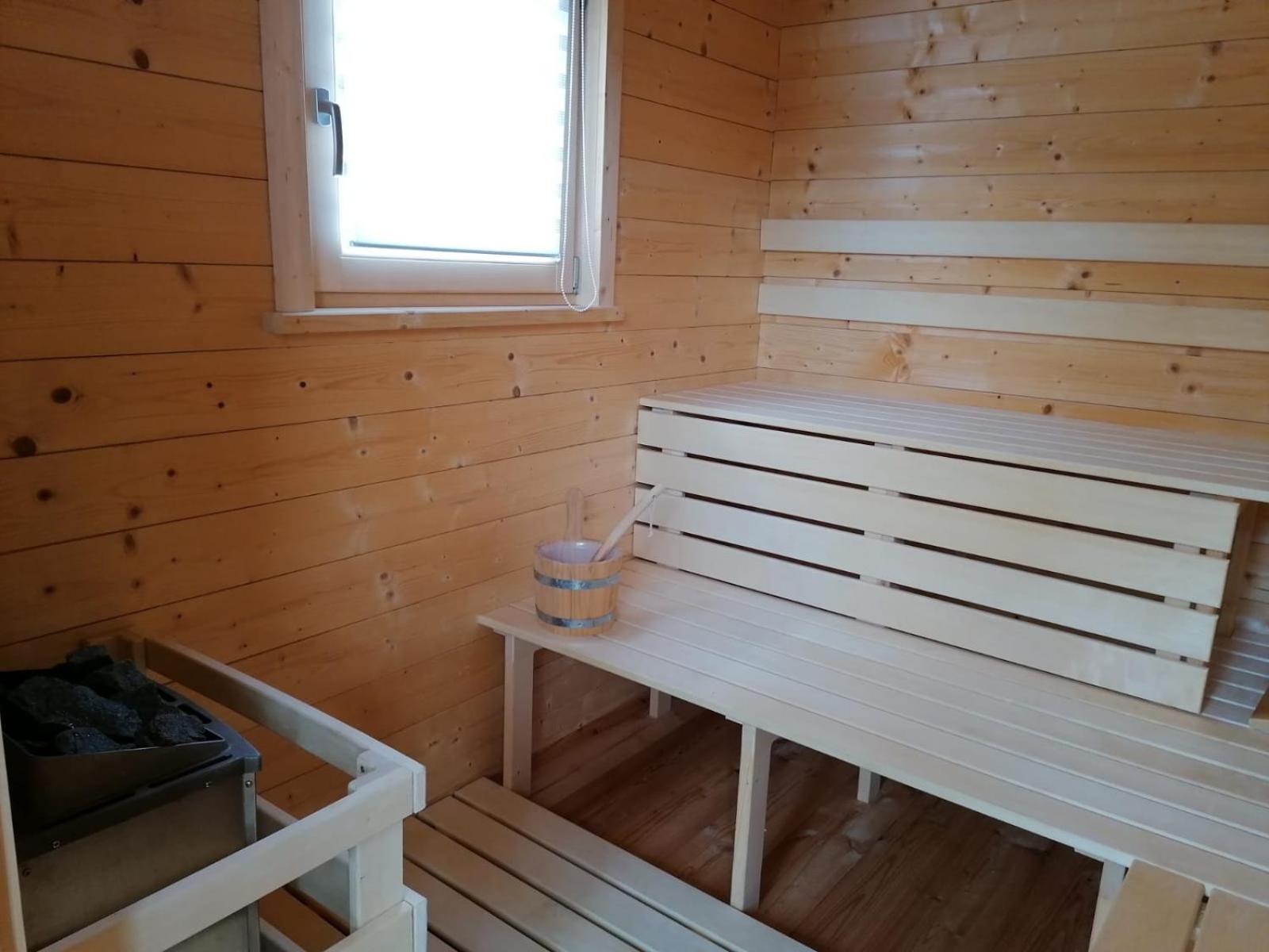 Gemütliches Ferienhaus mit Holzofen und Sauna