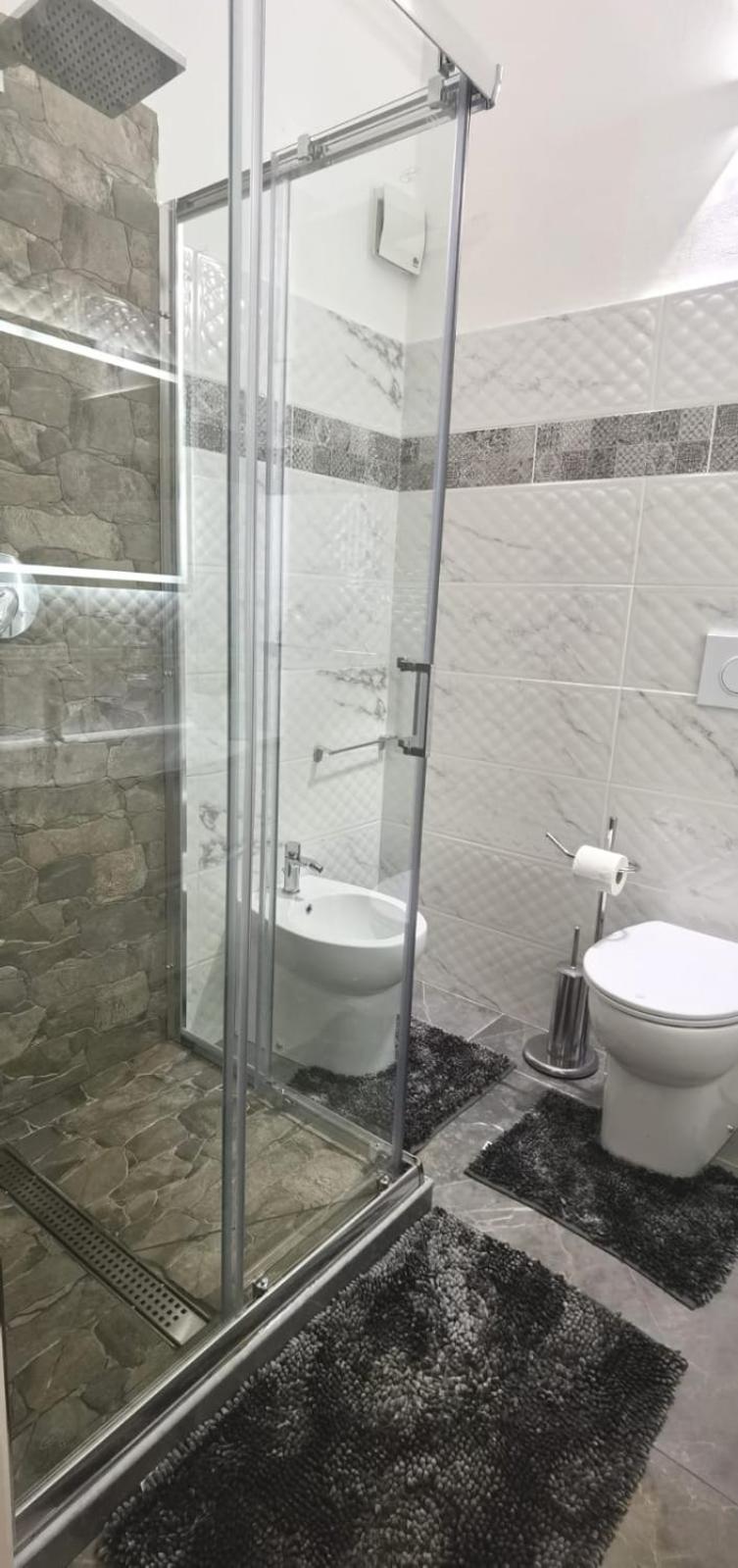 A Due Passi dal Mare B&B