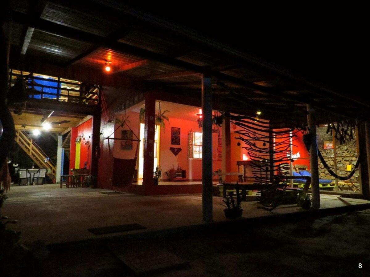 Casa Estilosa e Rústica com Vista para o Pôr do Sol da Ilha do Mel!