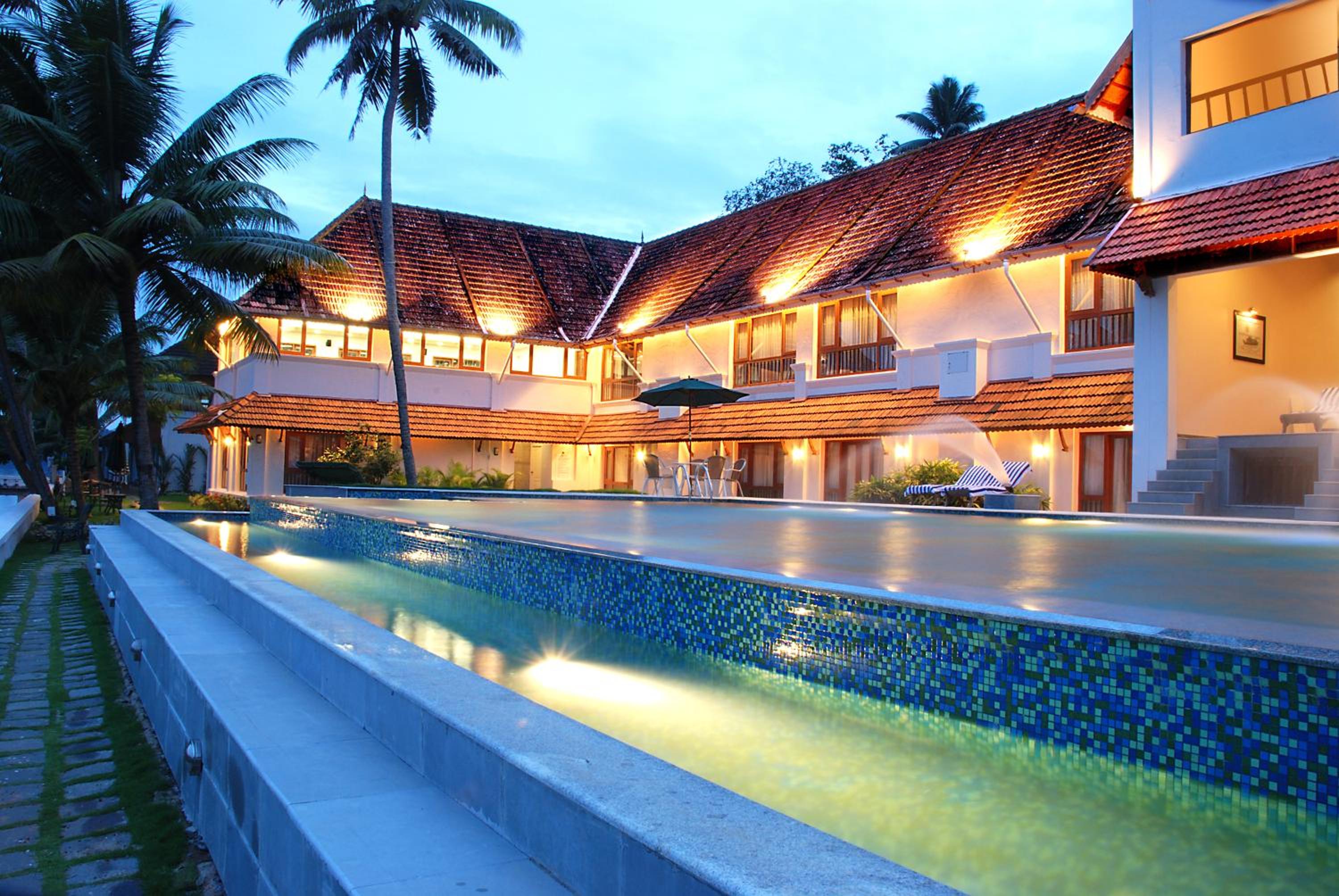 Lemon Tree Vembanad Lake Resort, Kerala view 2
