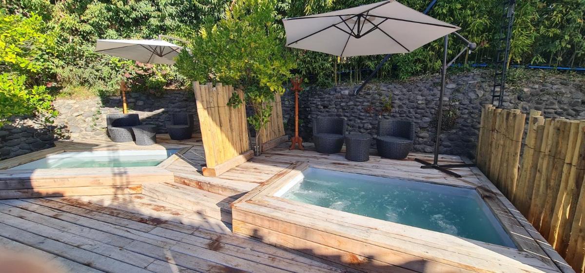 outdoor BBQ area