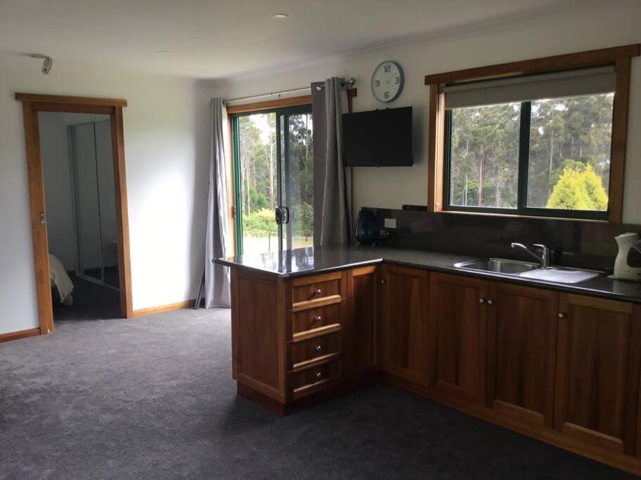 Cabin in the Tasmanian Bush - Tranquility!