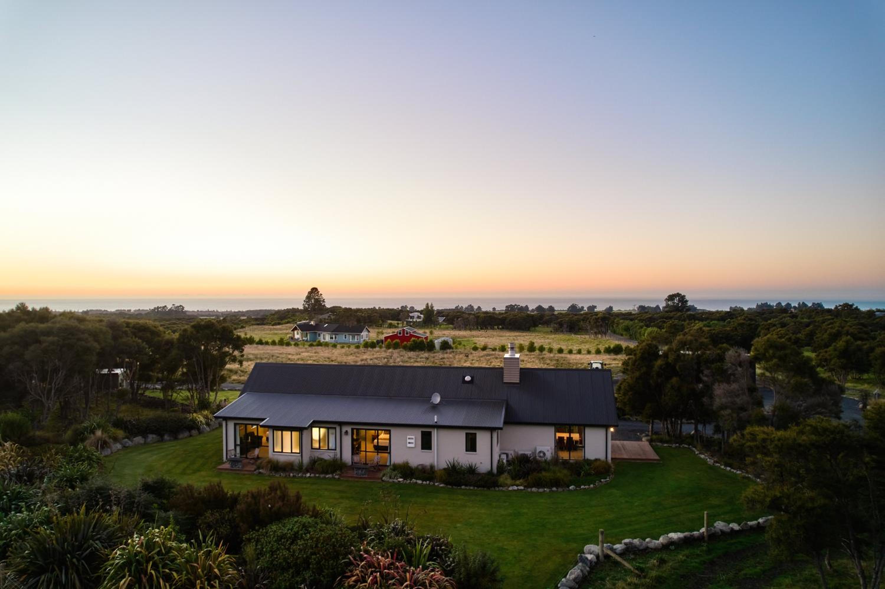 Manakau Lodge