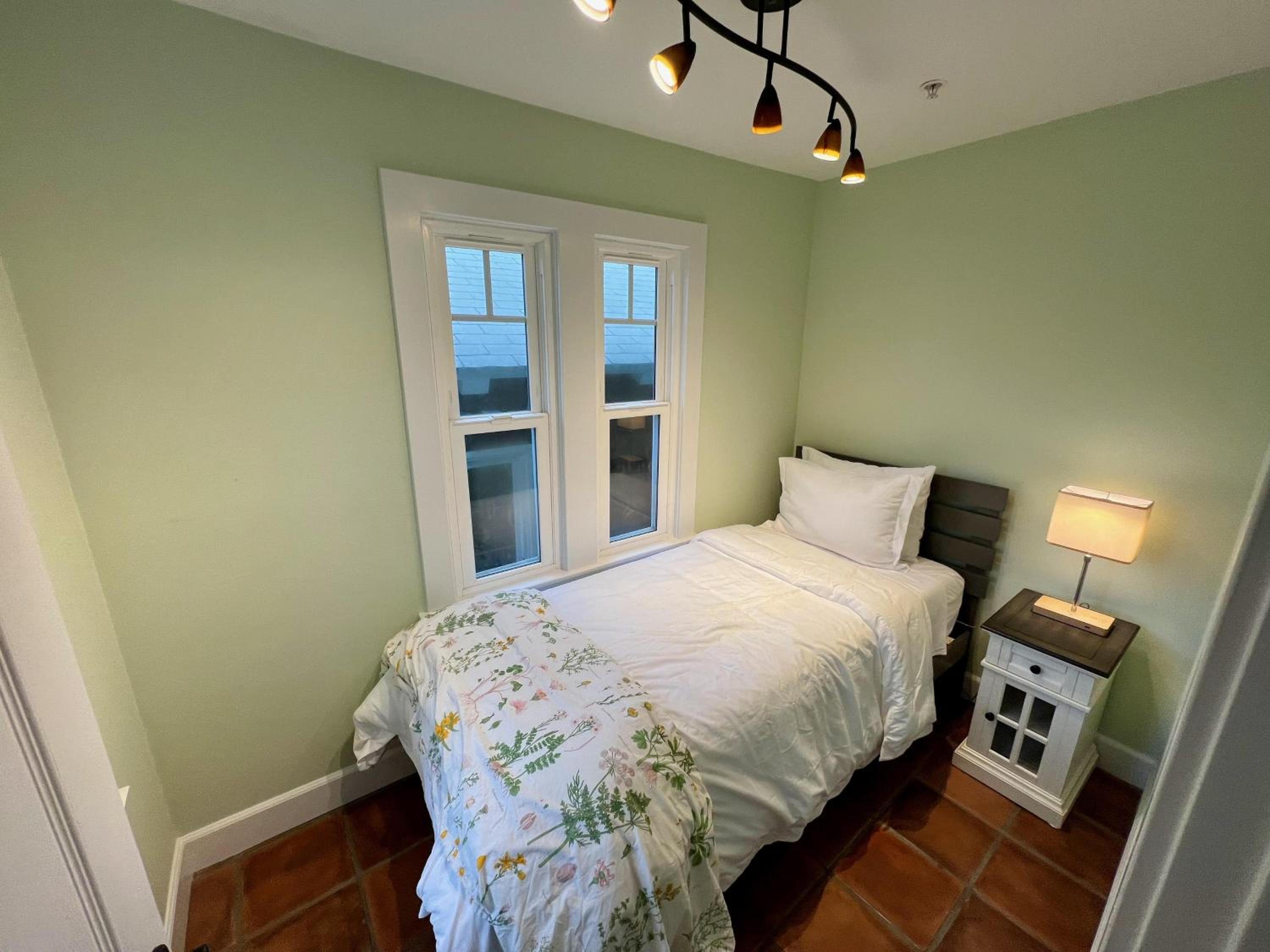 Catalina 3 bedrooms with Hot Tub & Golf Cart view 4