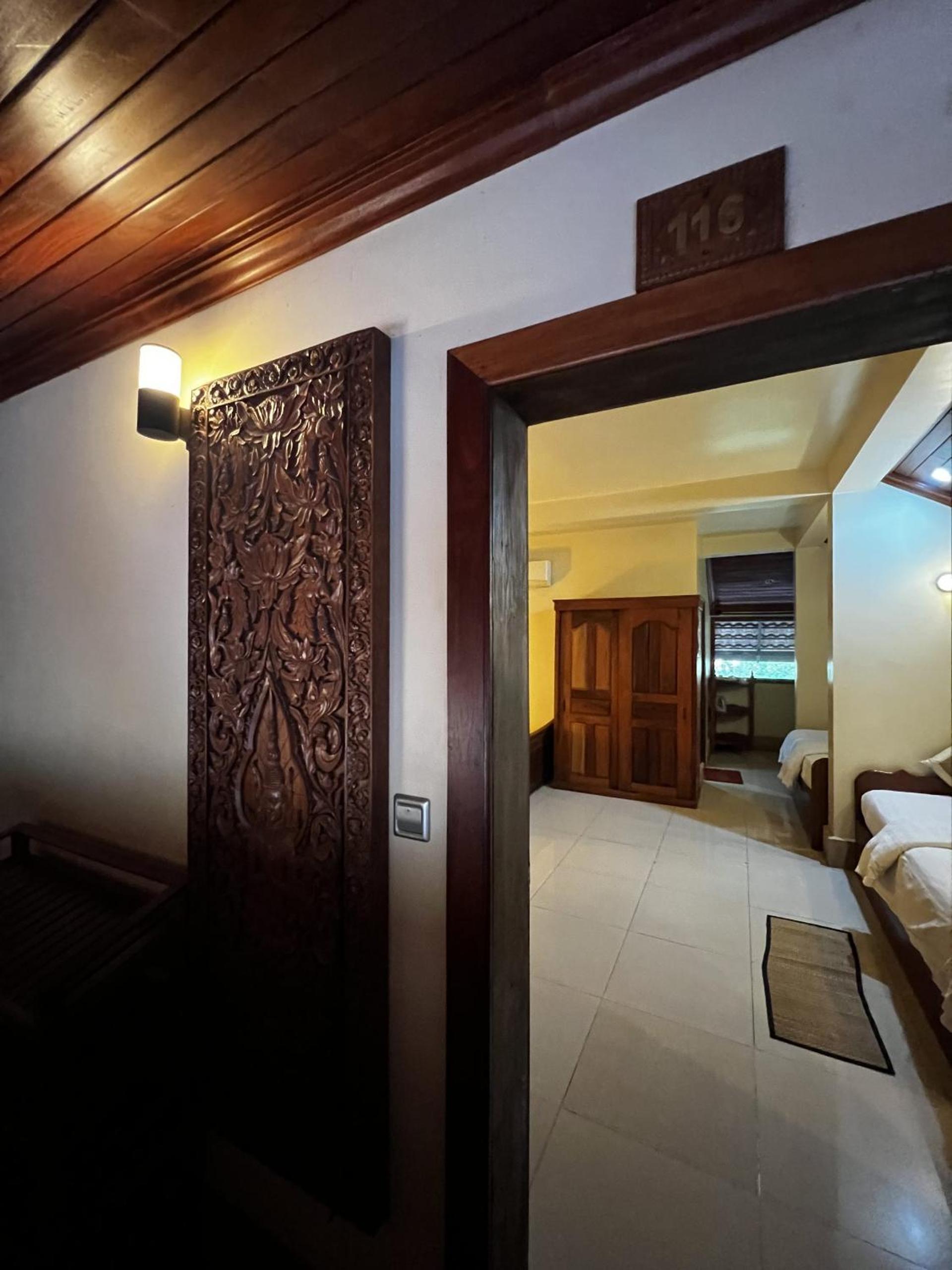 Shining Angkor Apartment Hotel