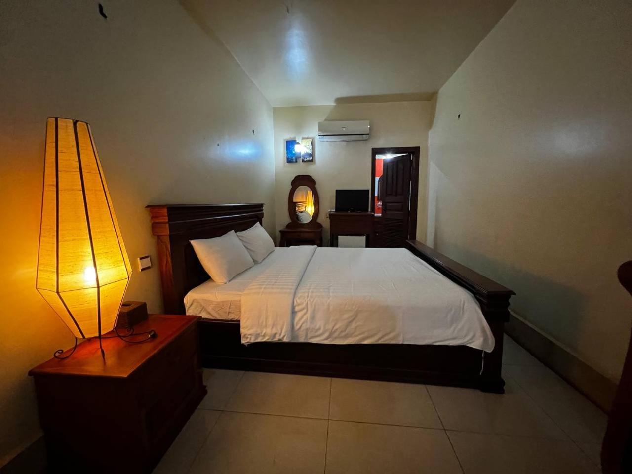 Shining Angkor Apartment Hotel