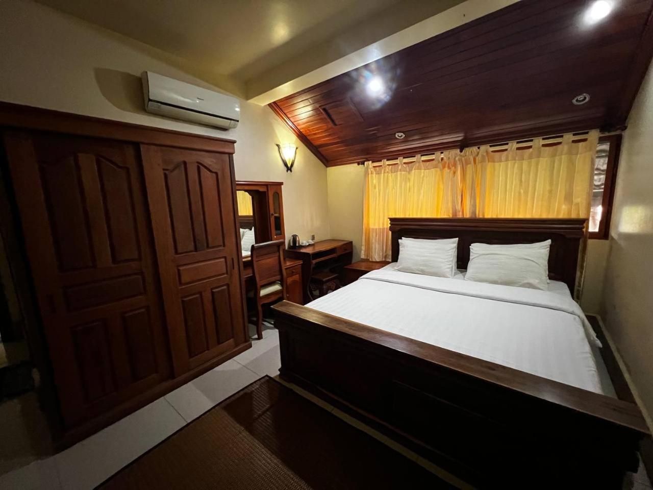 Shining Angkor Apartment Hotel