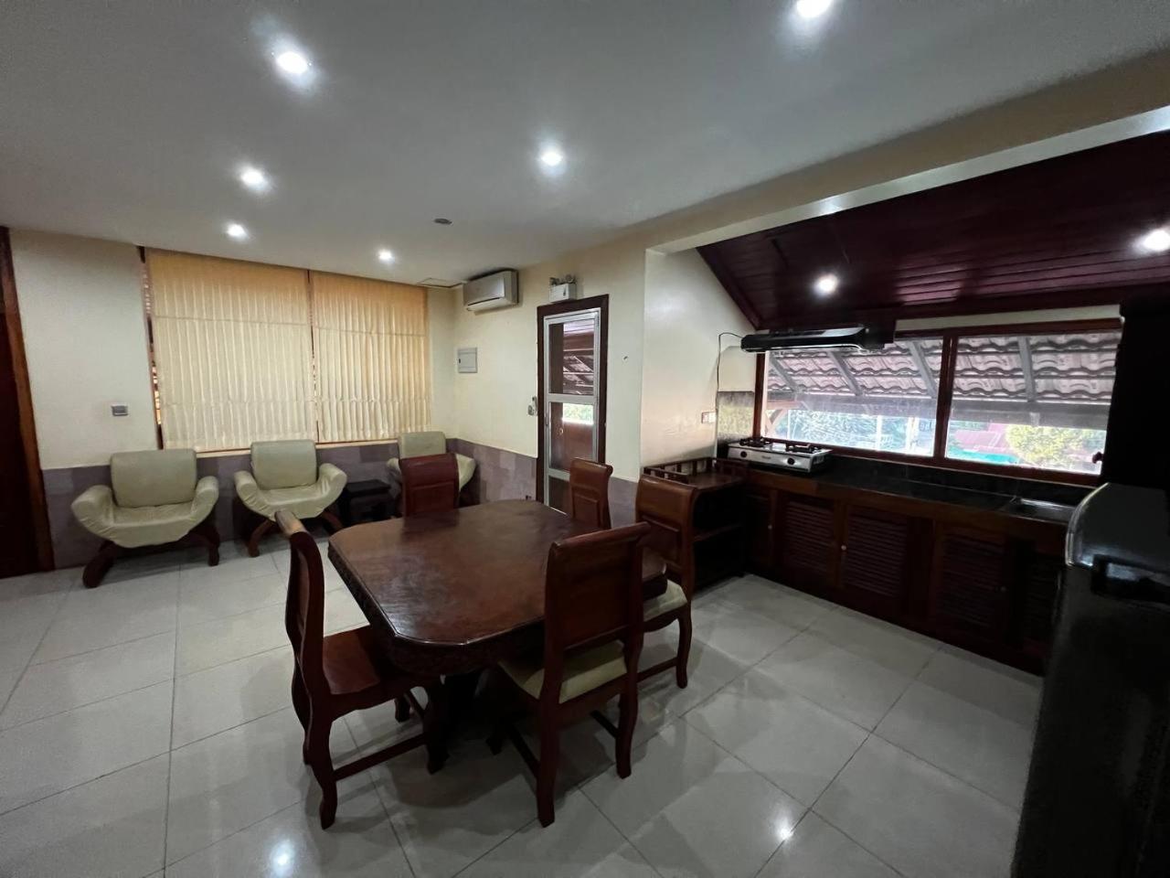 Shining Angkor Apartment Hotel