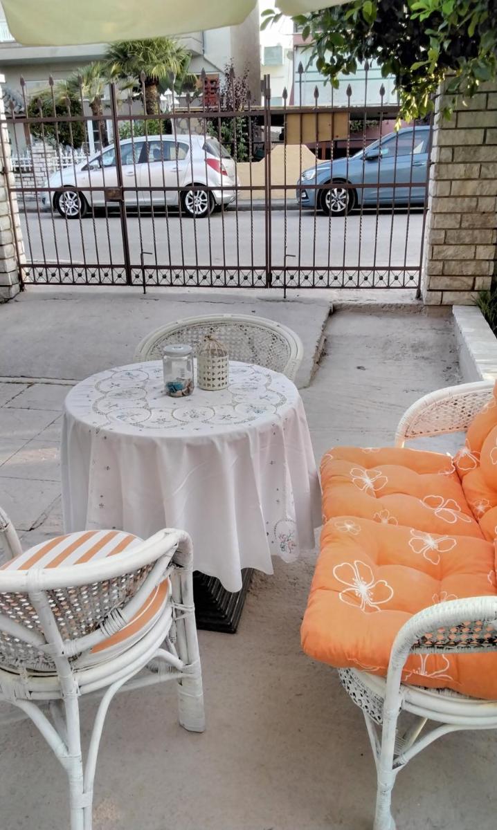 Alexandras House view 4