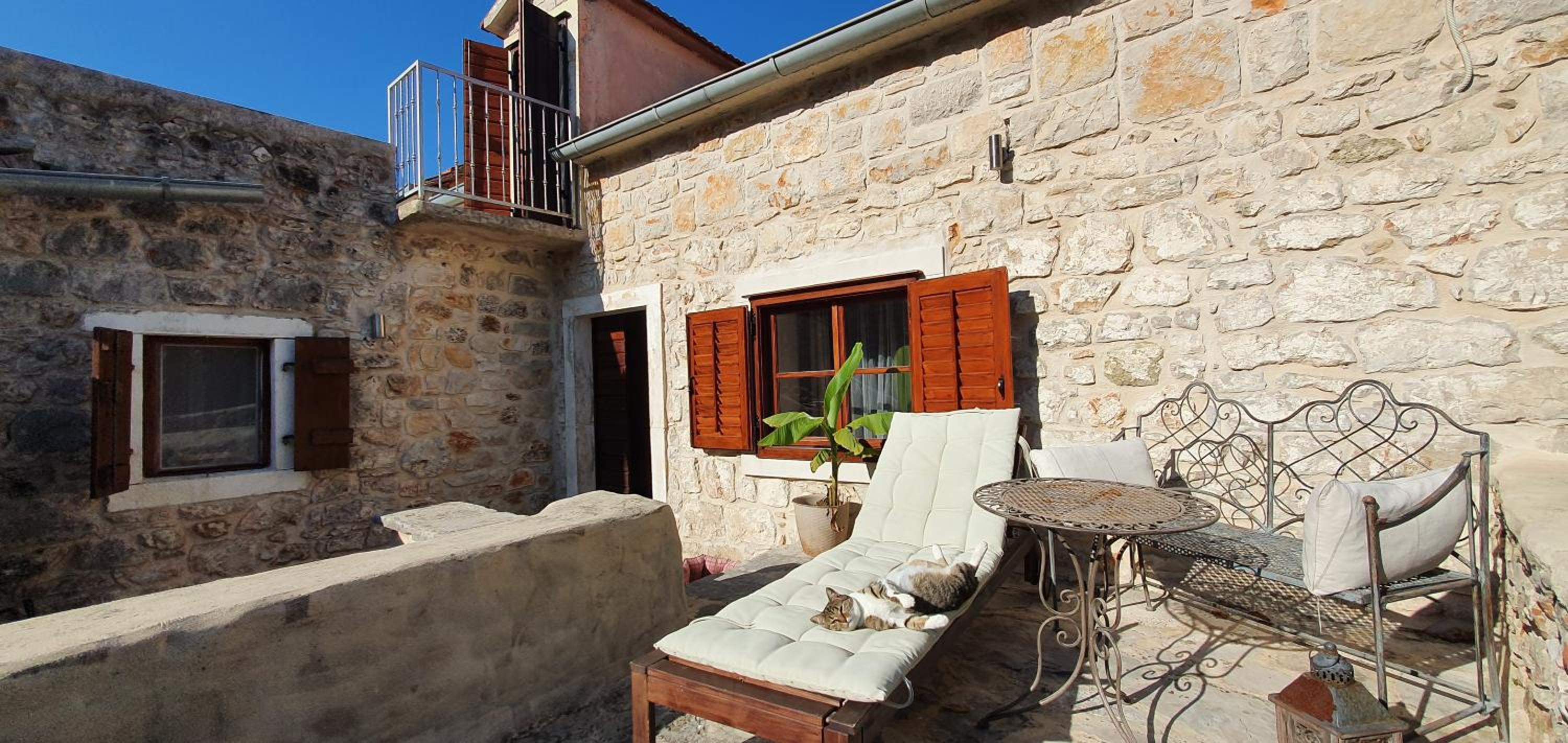 Hvar Stone Villa with pool