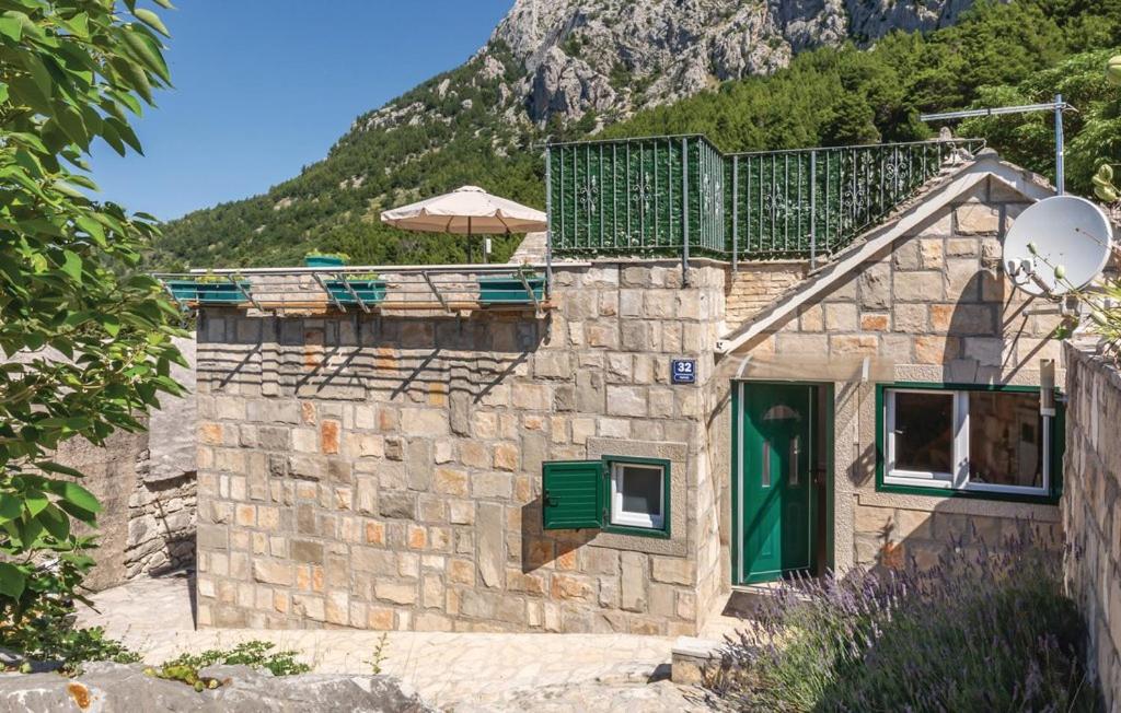 Villa Kristina - Ferienhaus Baška Voda - Topići, Private Outdoor Swimmingpool, WiFi view 3