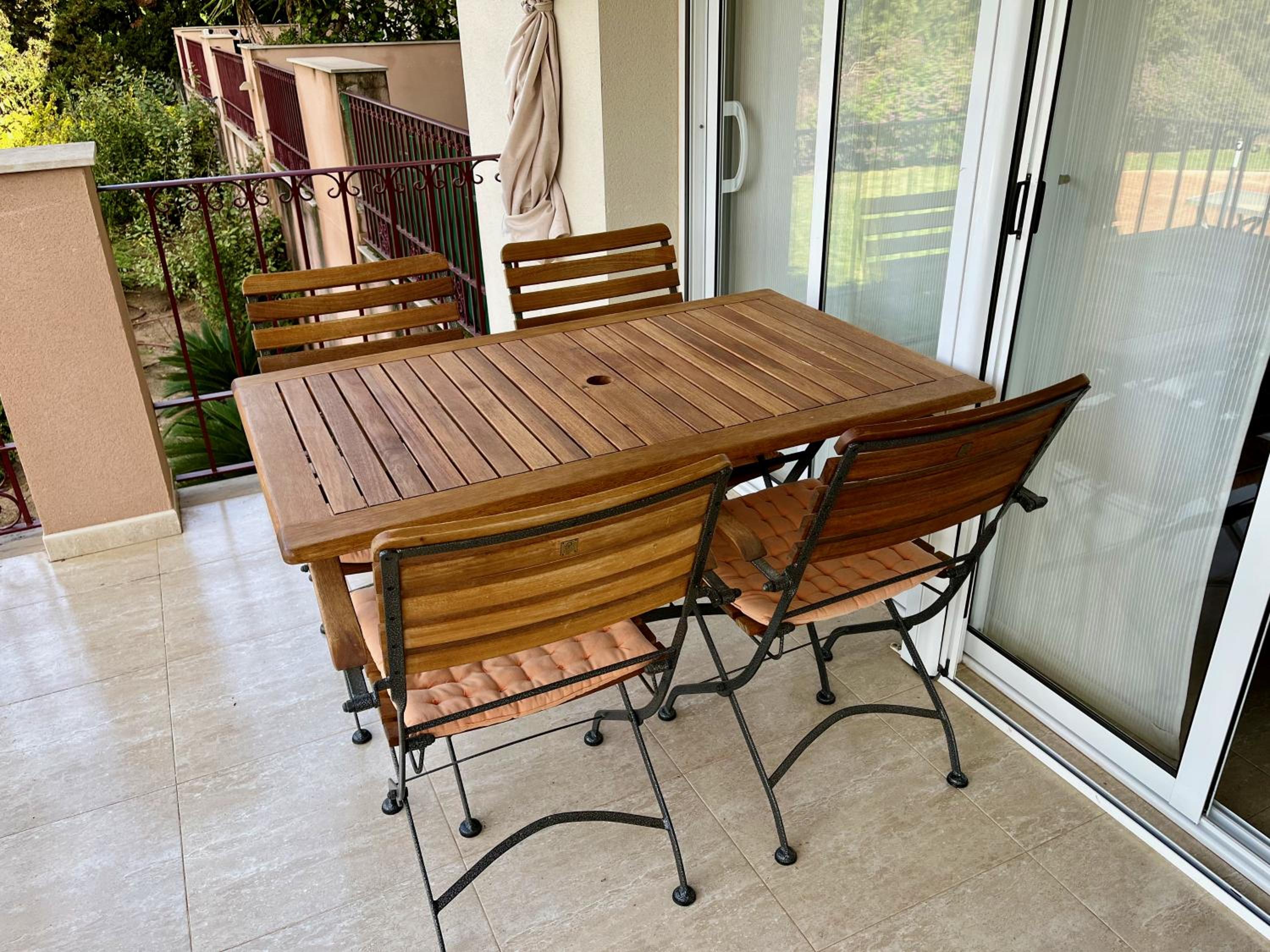 Golden Beach Apartamentos