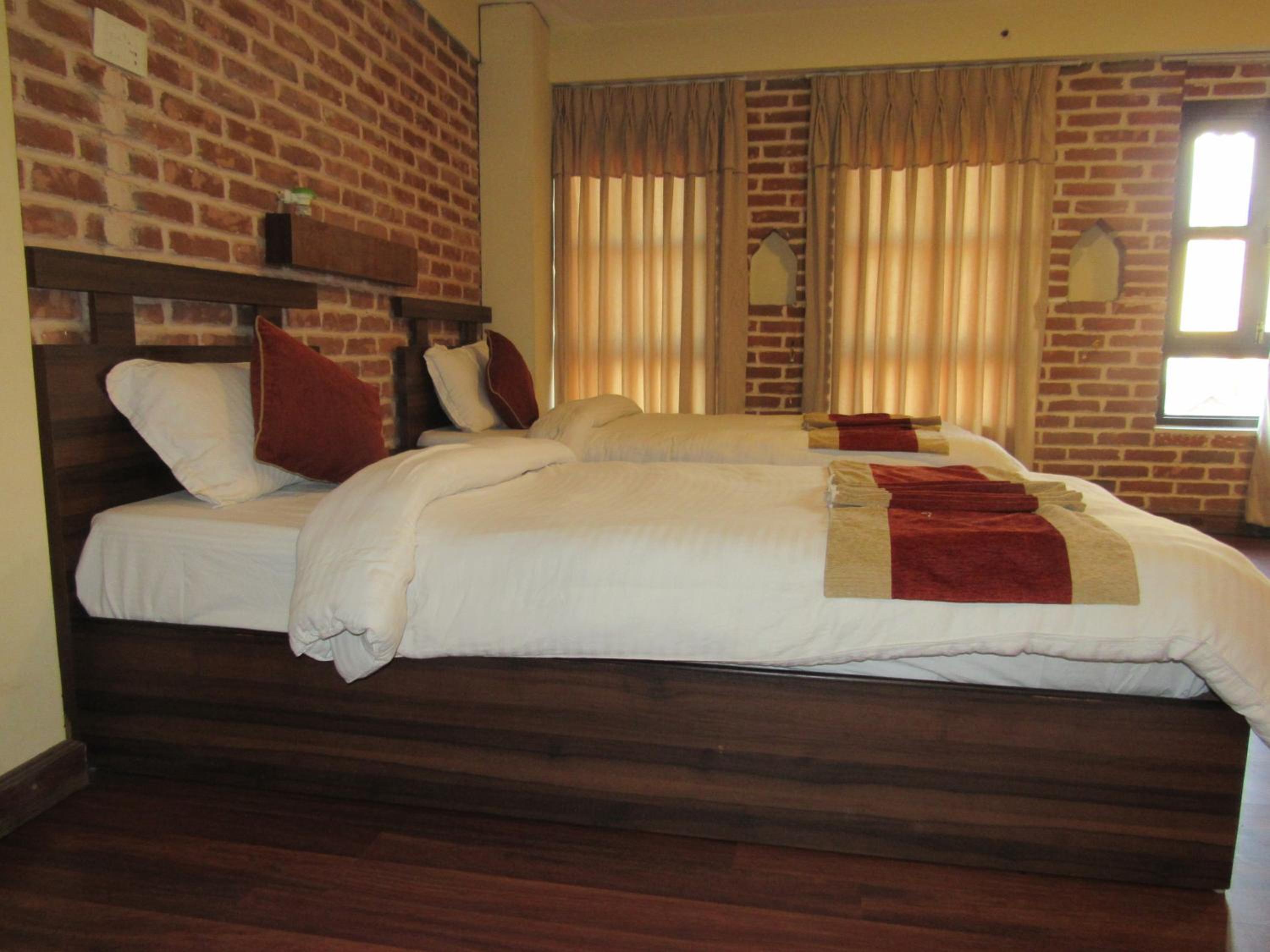 HOTEL LAYAKU DURBAR