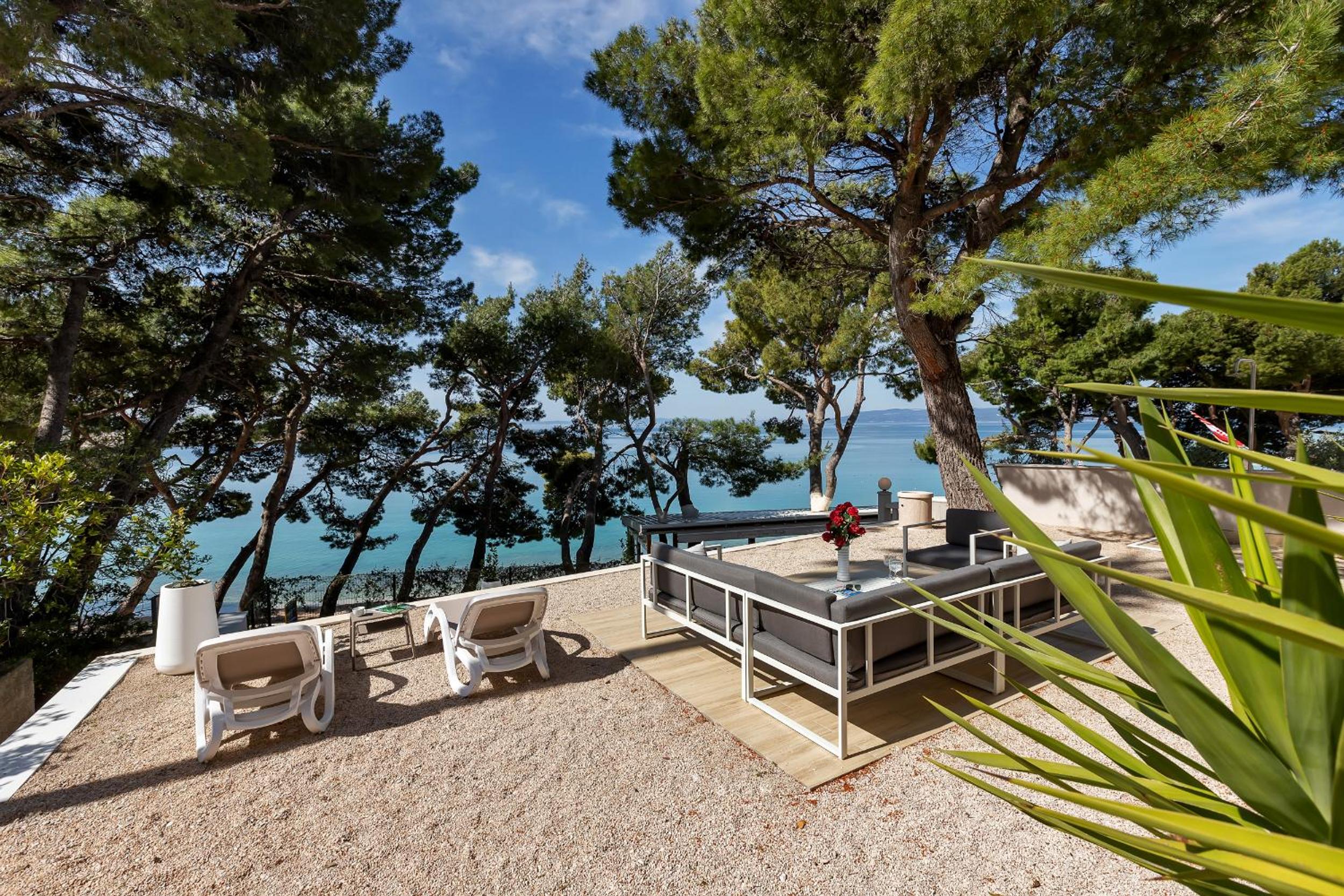 Luxury Rooms Paradise Garden view 5