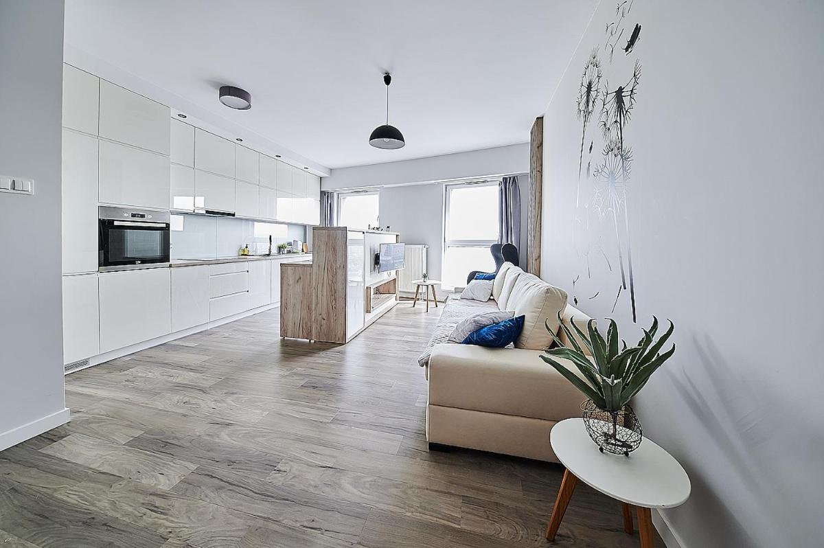 Capital Towers Rent Apartments view 2
