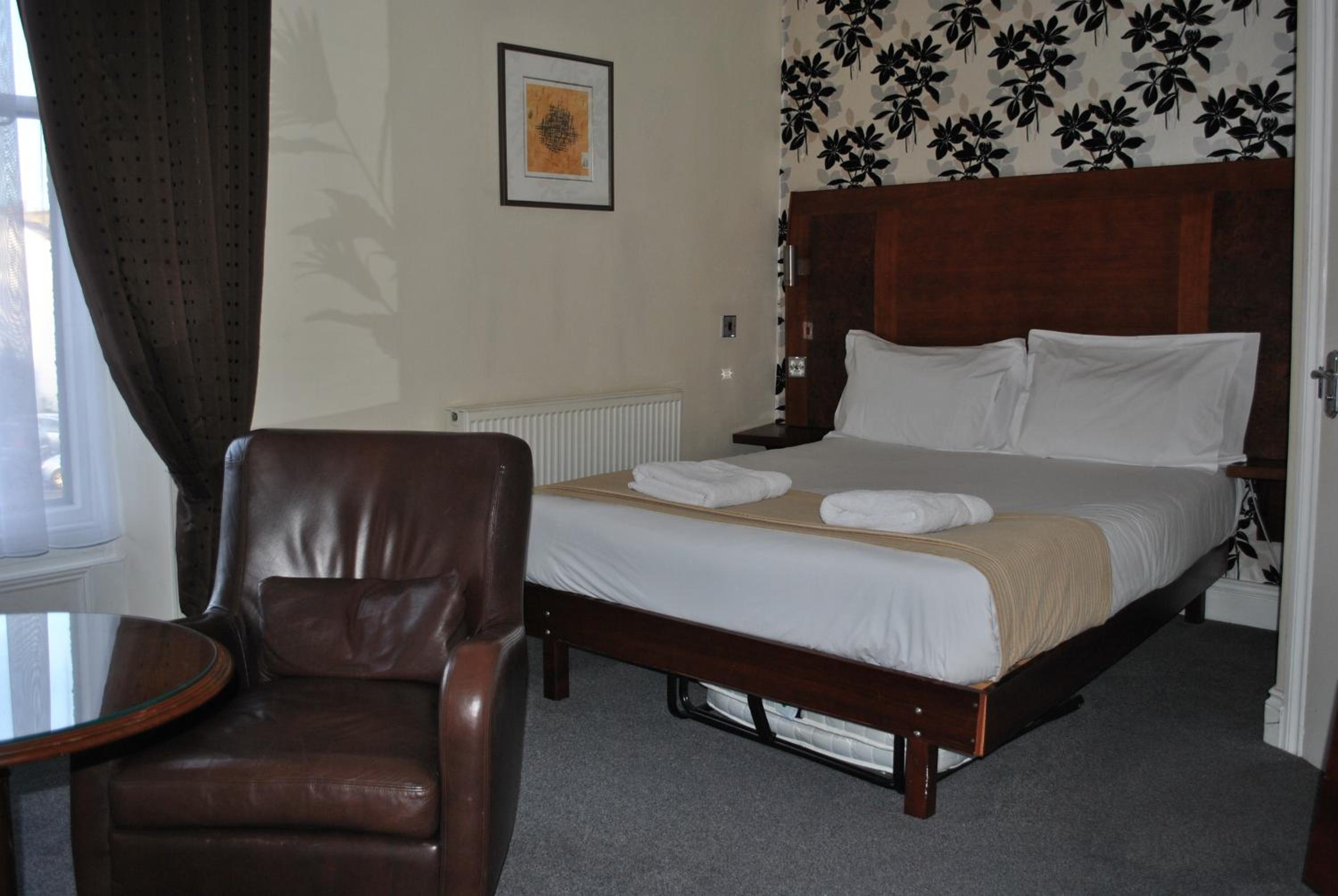 Town House Rooms