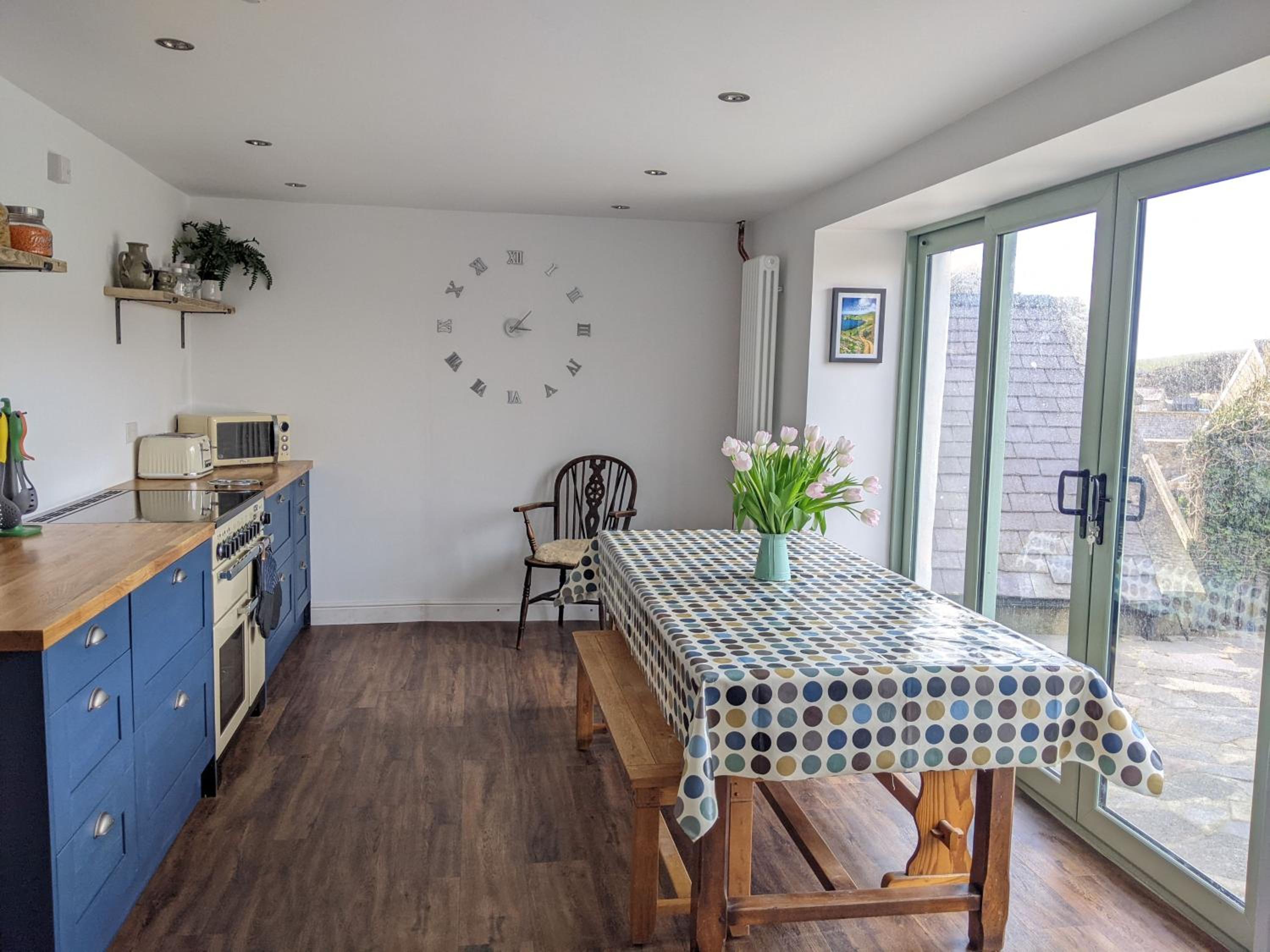 Millmoor Cottage - Broad Haven view 5