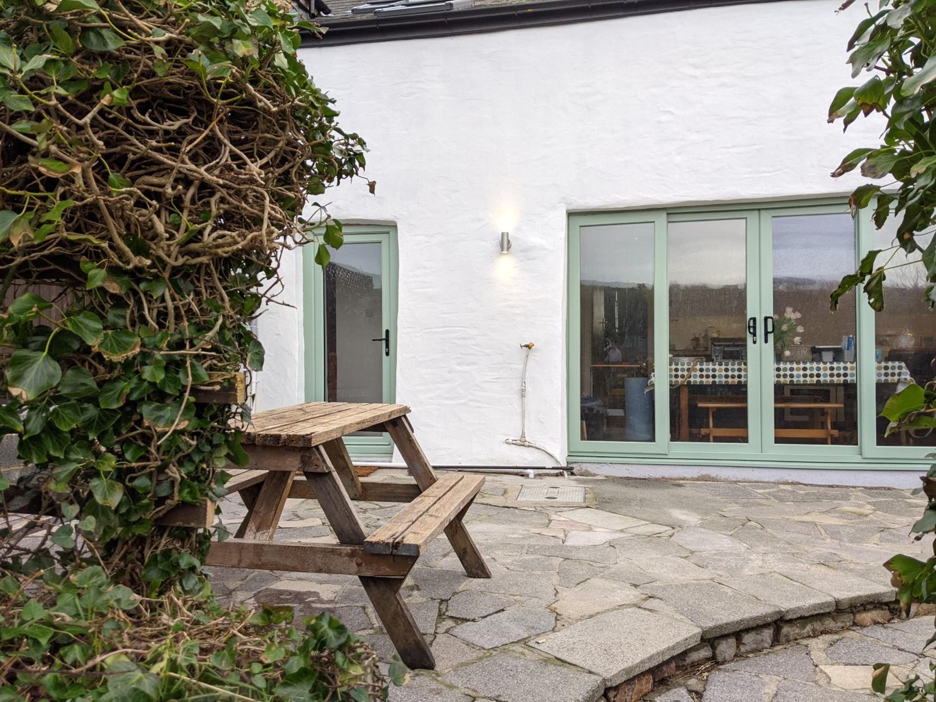 Millmoor Cottage - Broad Haven view 3