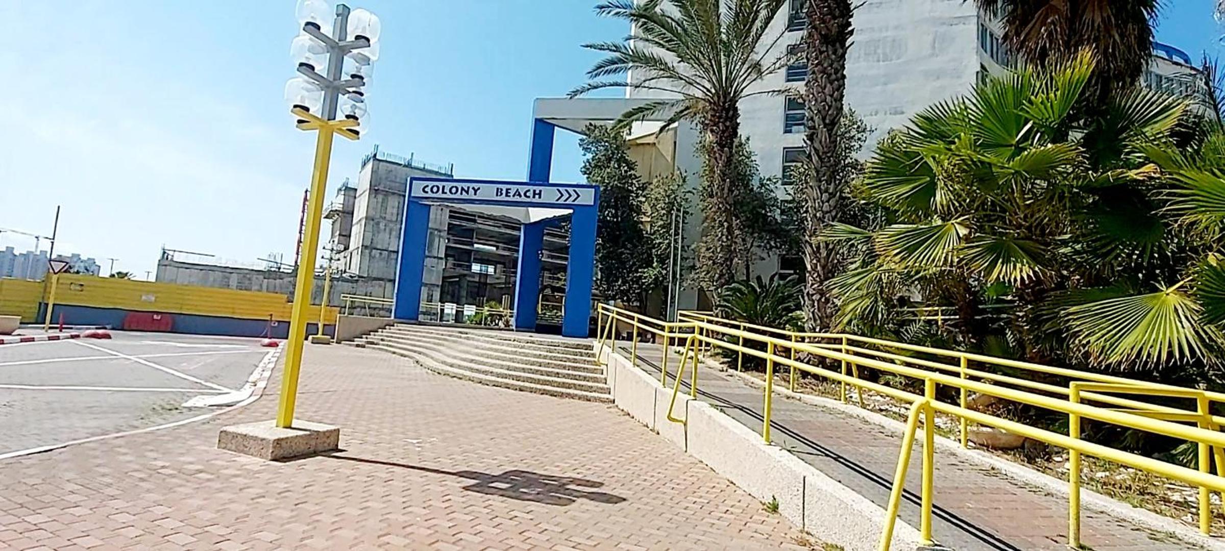 beach front tel aviv bat yam apartment -hotel 39
