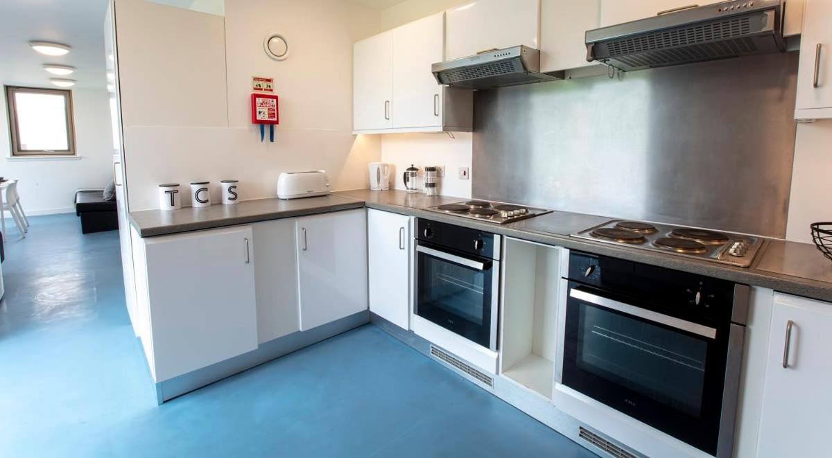 Private Bedrooms with Shared Kitchen at East Shore in St Andrews