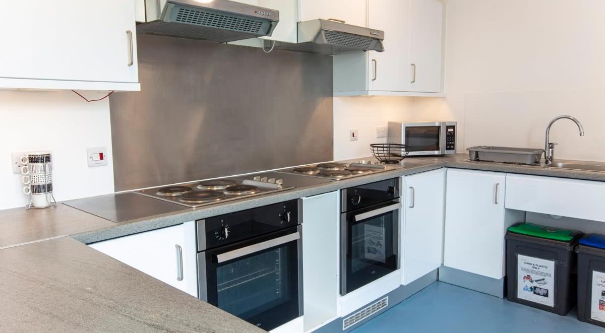 Private Bedrooms with Shared Kitchen at East Shore in St Andrews