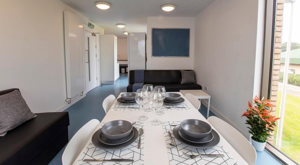 Private Bedrooms with Shared Kitchen at East Shore in St Andrews