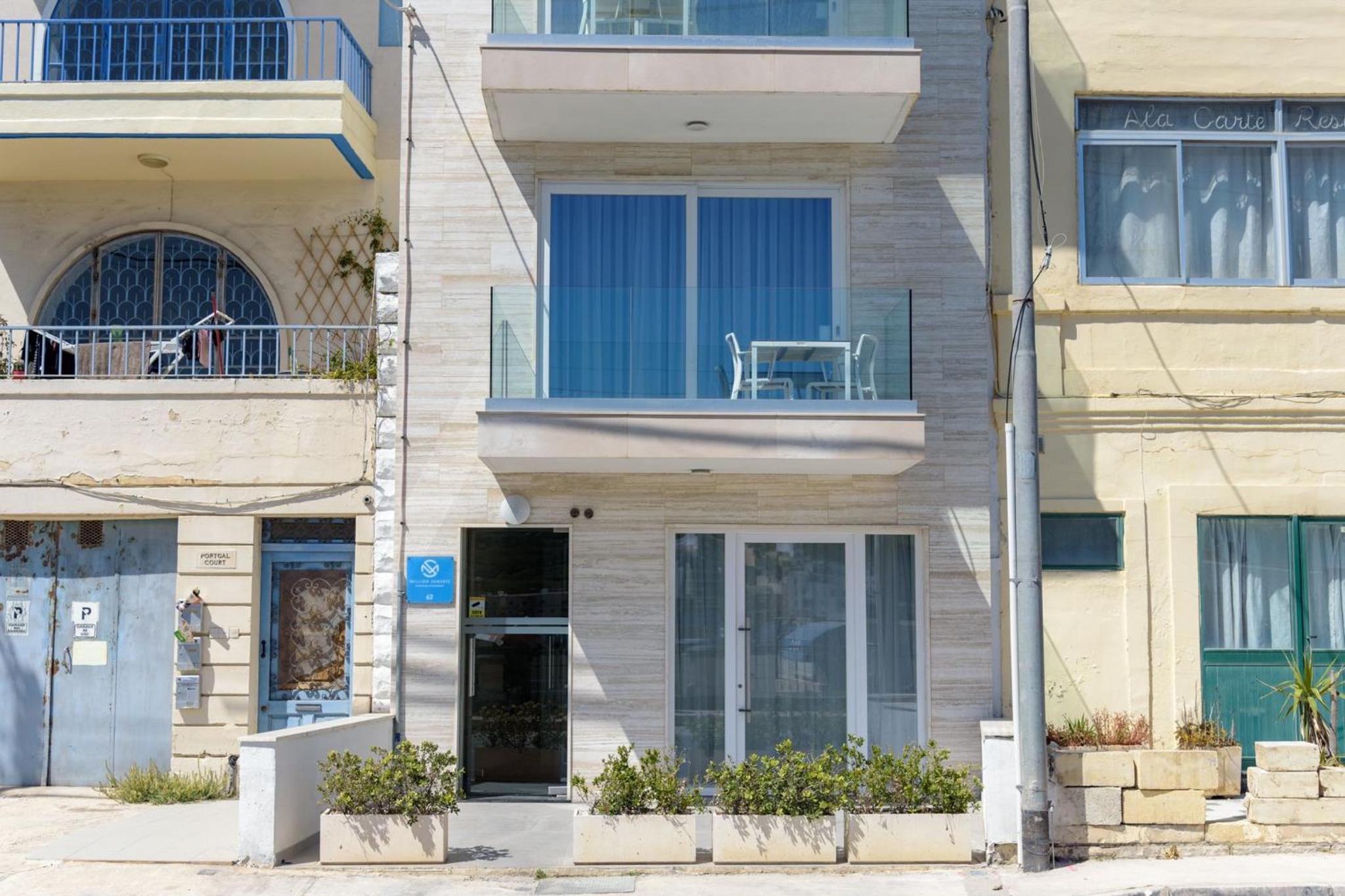 Million Sunsets Luxury Apartments, photo 31