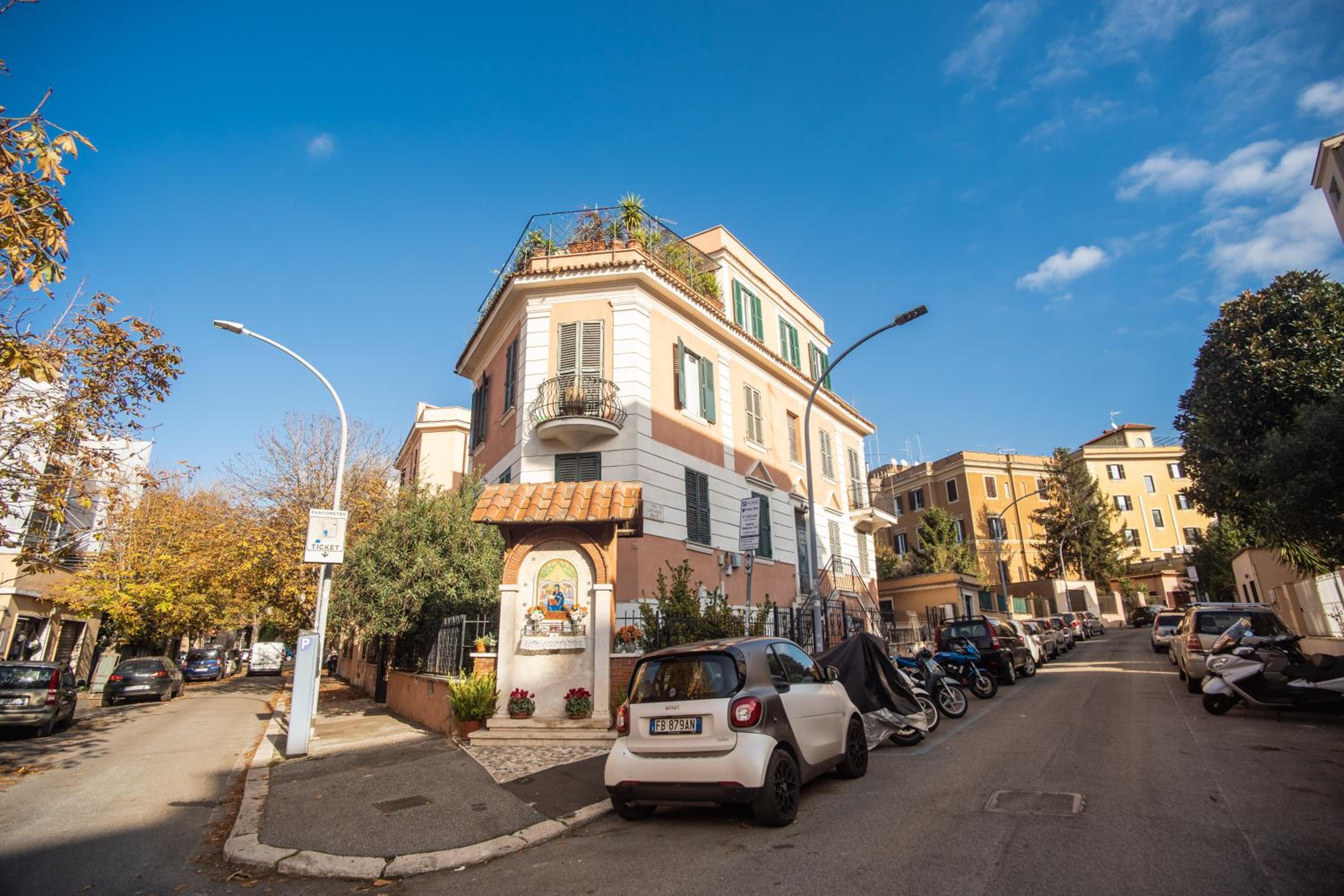 Quiet flat near Circo Massimo, FAO & Caracalla