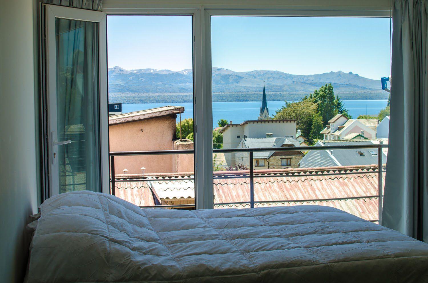 MODERNO DEPARTAMENTO CON VISTA AL LAGO