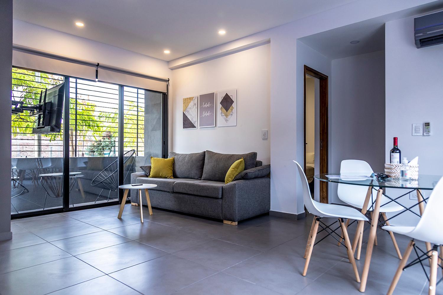Villanueva Aparts LUX 1