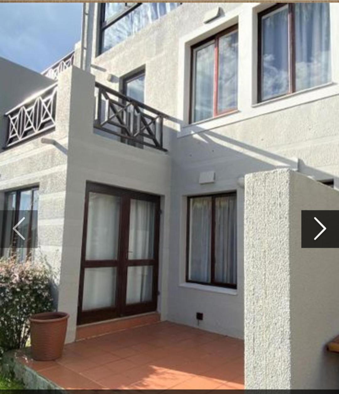 Castelton 48A view 3