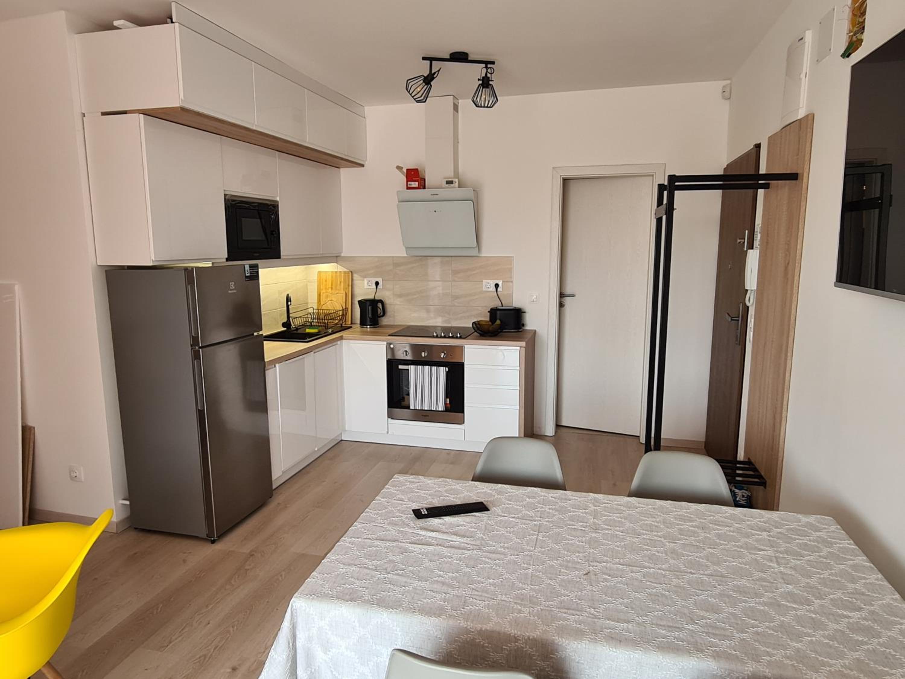 EDA Beach Galerius Apartman view 5