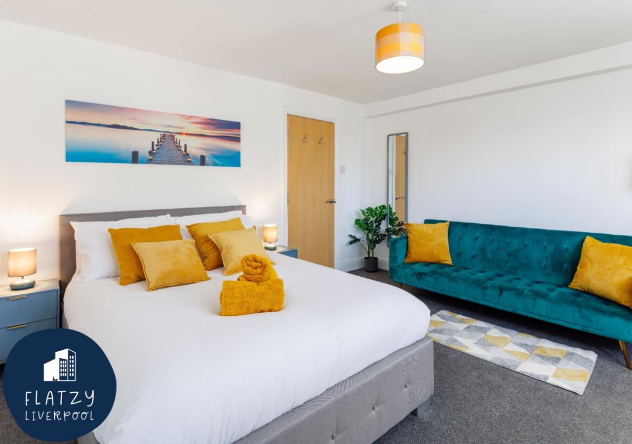 FLATZY - Modern Apartment Close to Football Stadiums