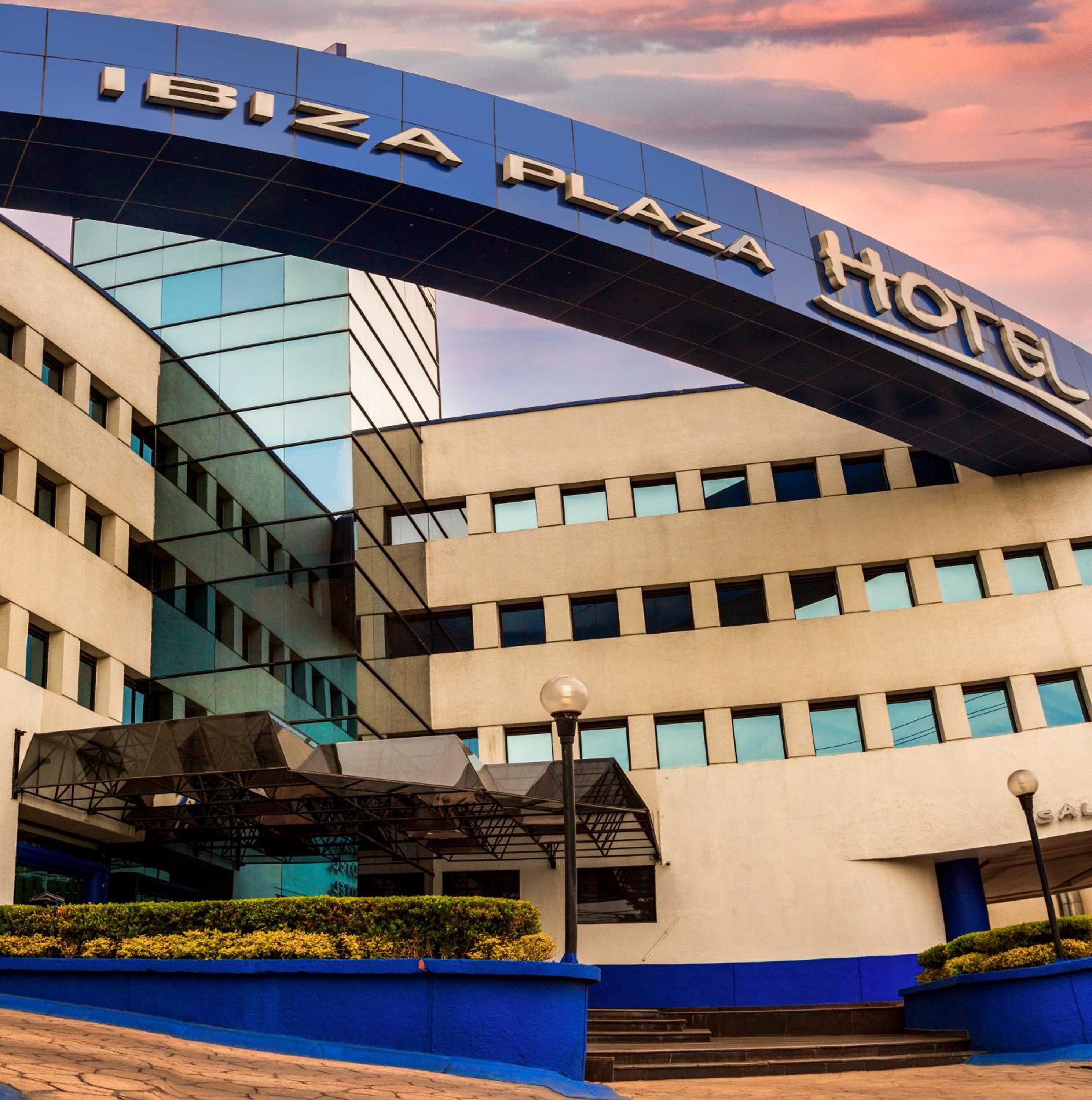 Hotel Ibiza Plaza - Image 1