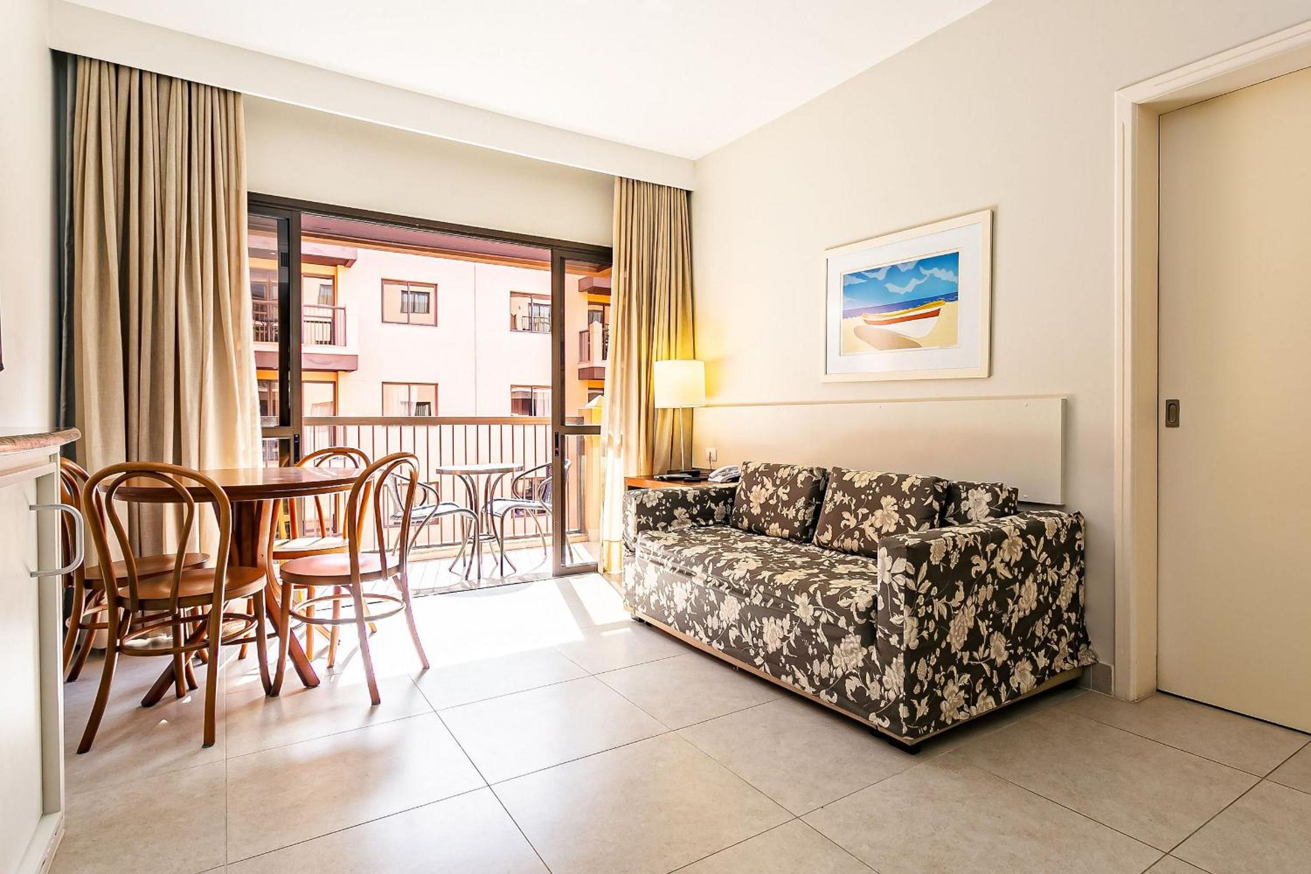 Modern Studios by the Sea - Jurerê Beach Village JBVTOP