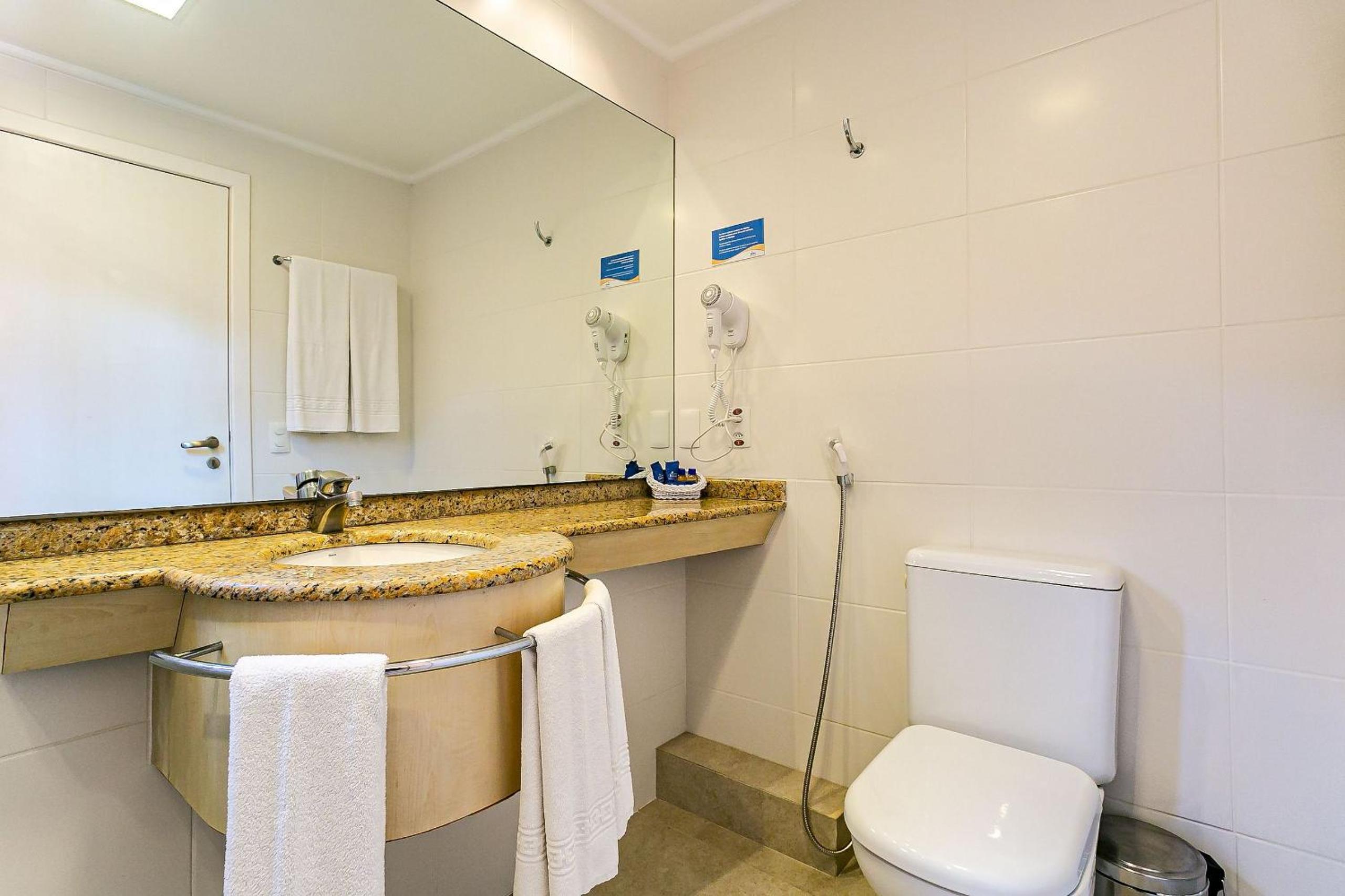Modern Studios by the Sea - Jurerê Beach Village JBVTOP