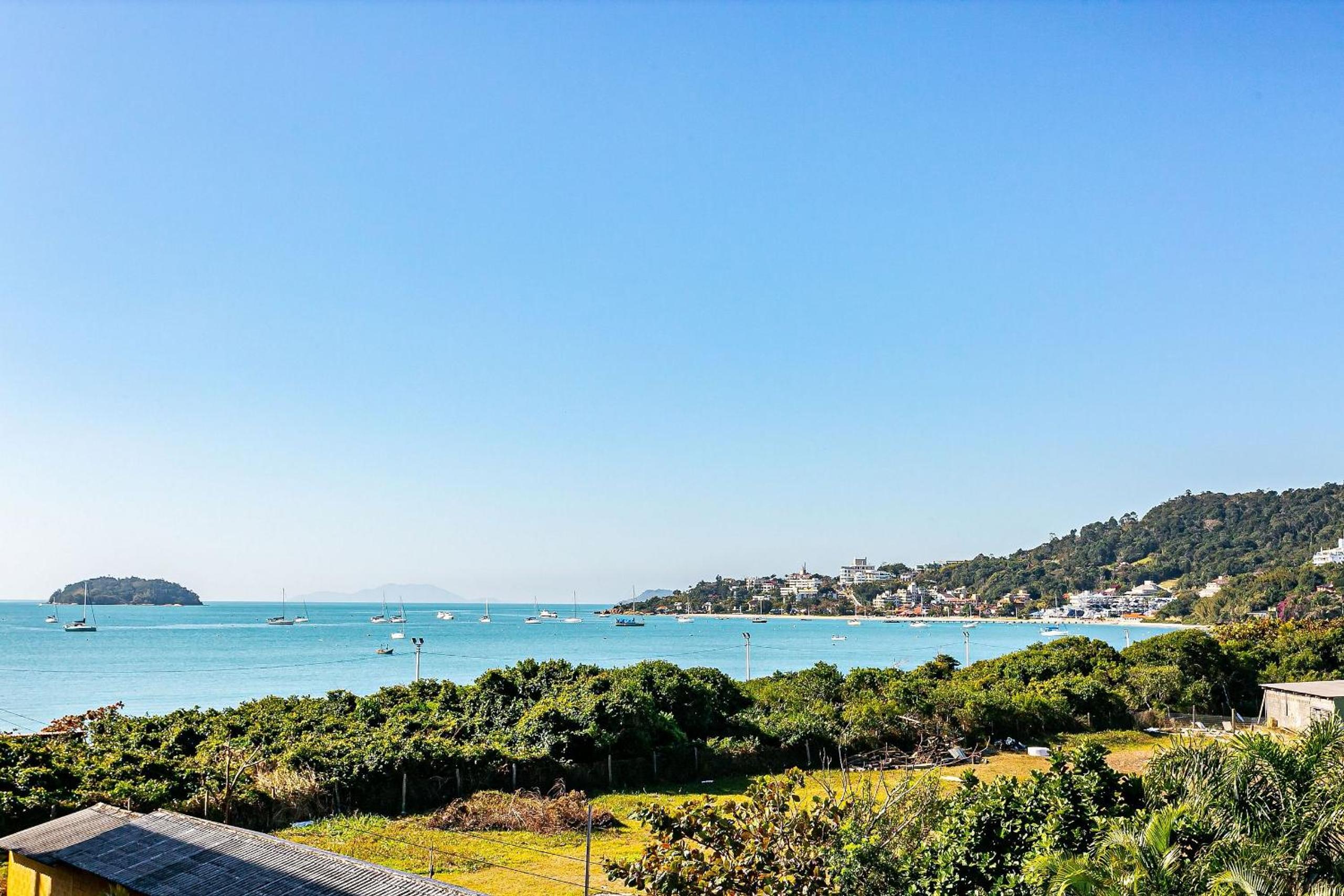 Modern Studios by the Sea - Jurerê Beach Village JBVTOP