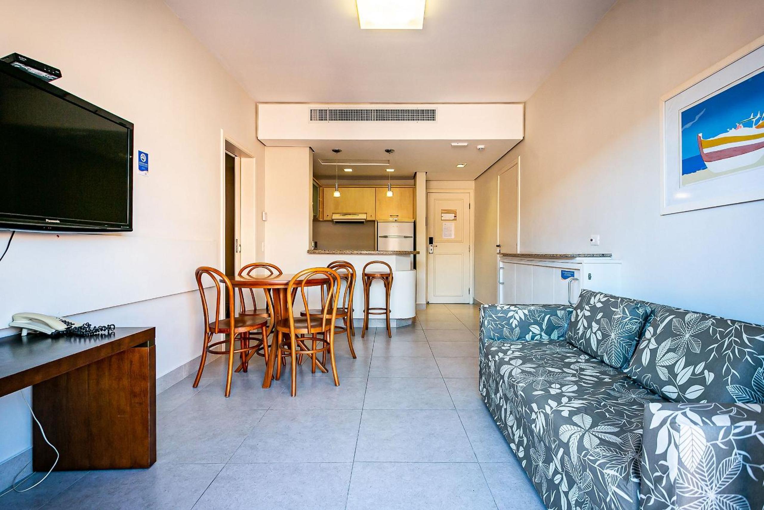 Modern Studios by the Sea - Jurerê Beach Village JBVTOP