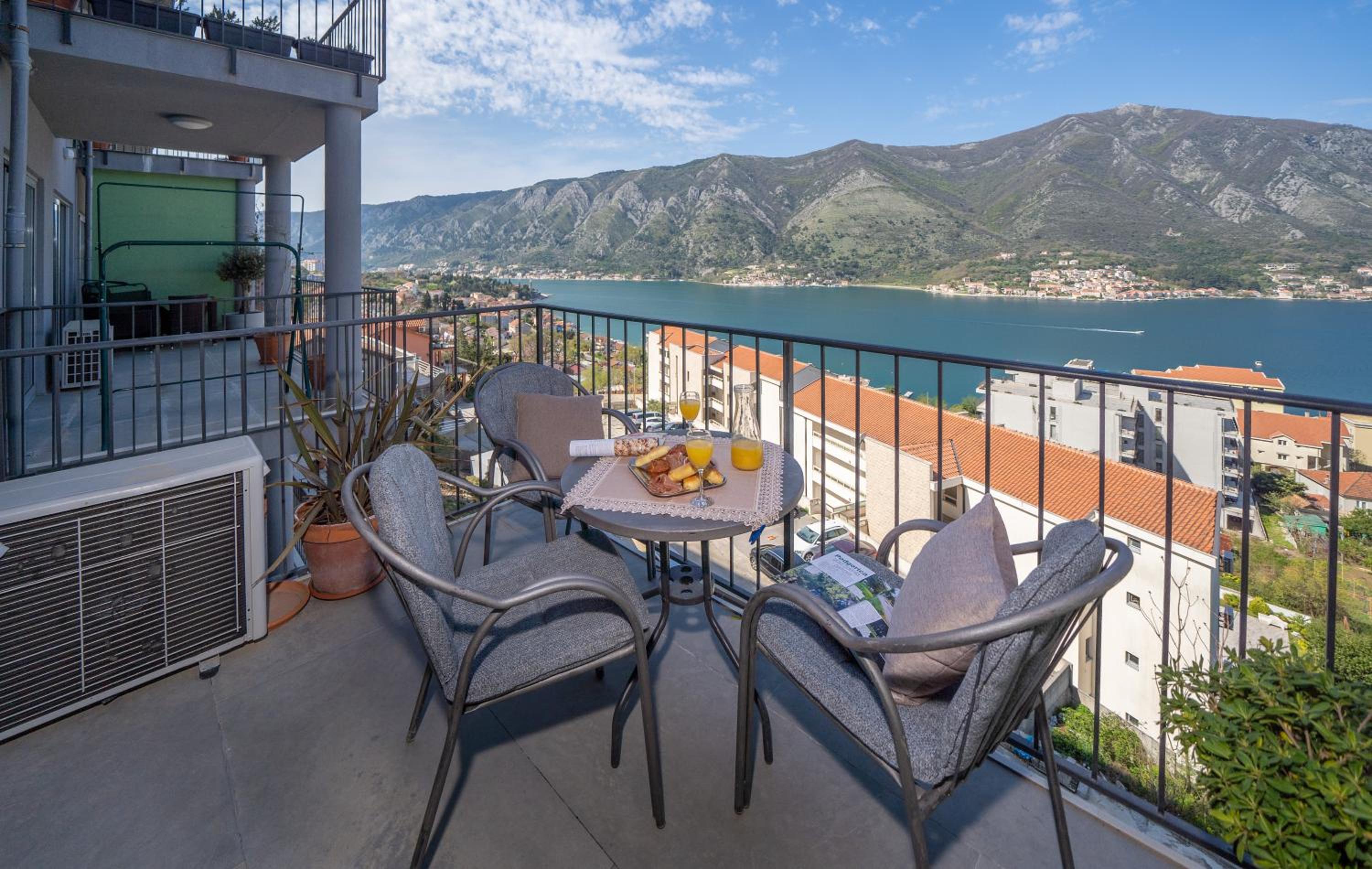 Andjela's Place with Sea View photo 2