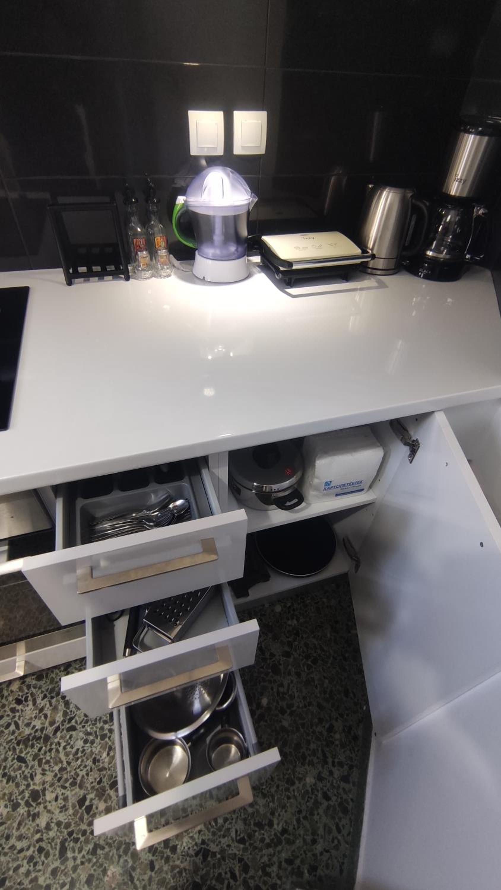 Sandy's apartment II photo 3