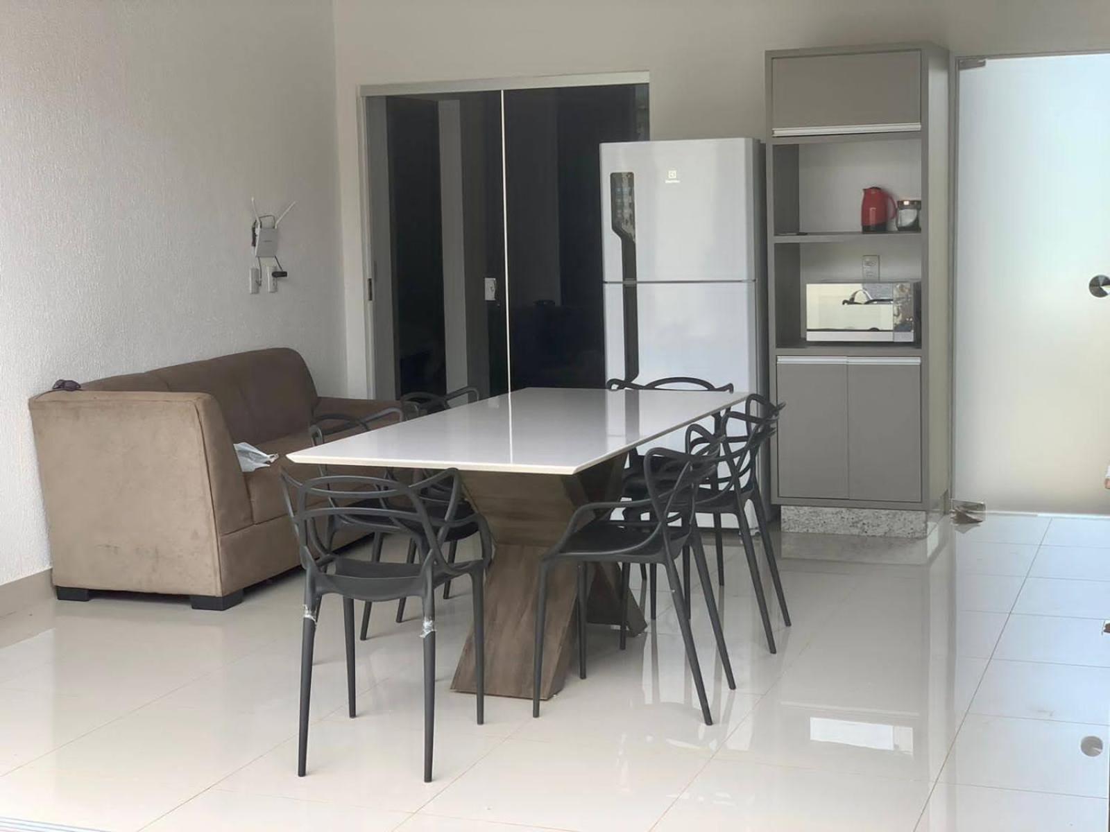 Casa com piscina e duas suítes perto do Parque Lagoa Quente