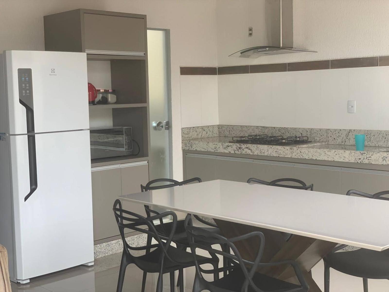 Casa com piscina e duas suítes perto do Parque Lagoa Quente
