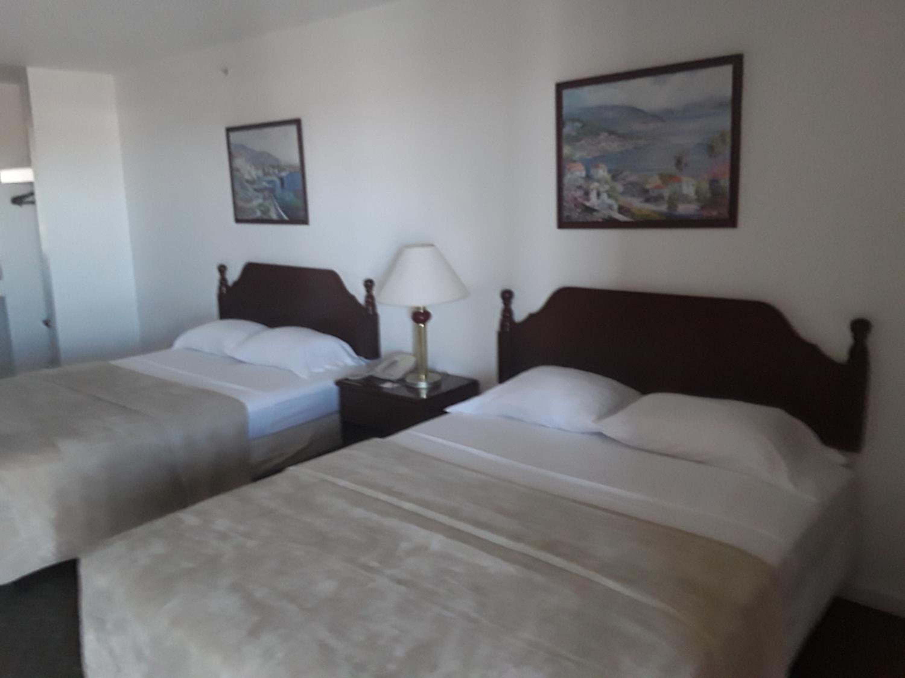 Hillsboro Vacations - Italy Inn - Property Image 2