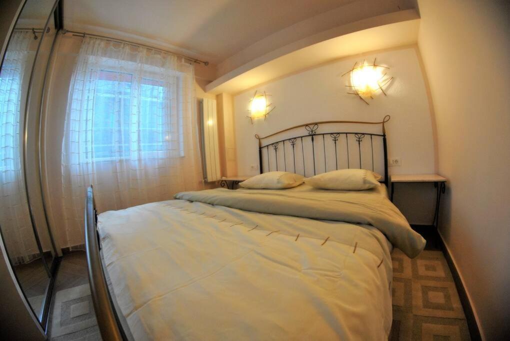 Modern & Central Apartment in North of Bucharest view 3