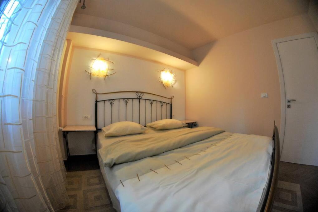 Modern & Central Apartment in North of Bucharest view 5