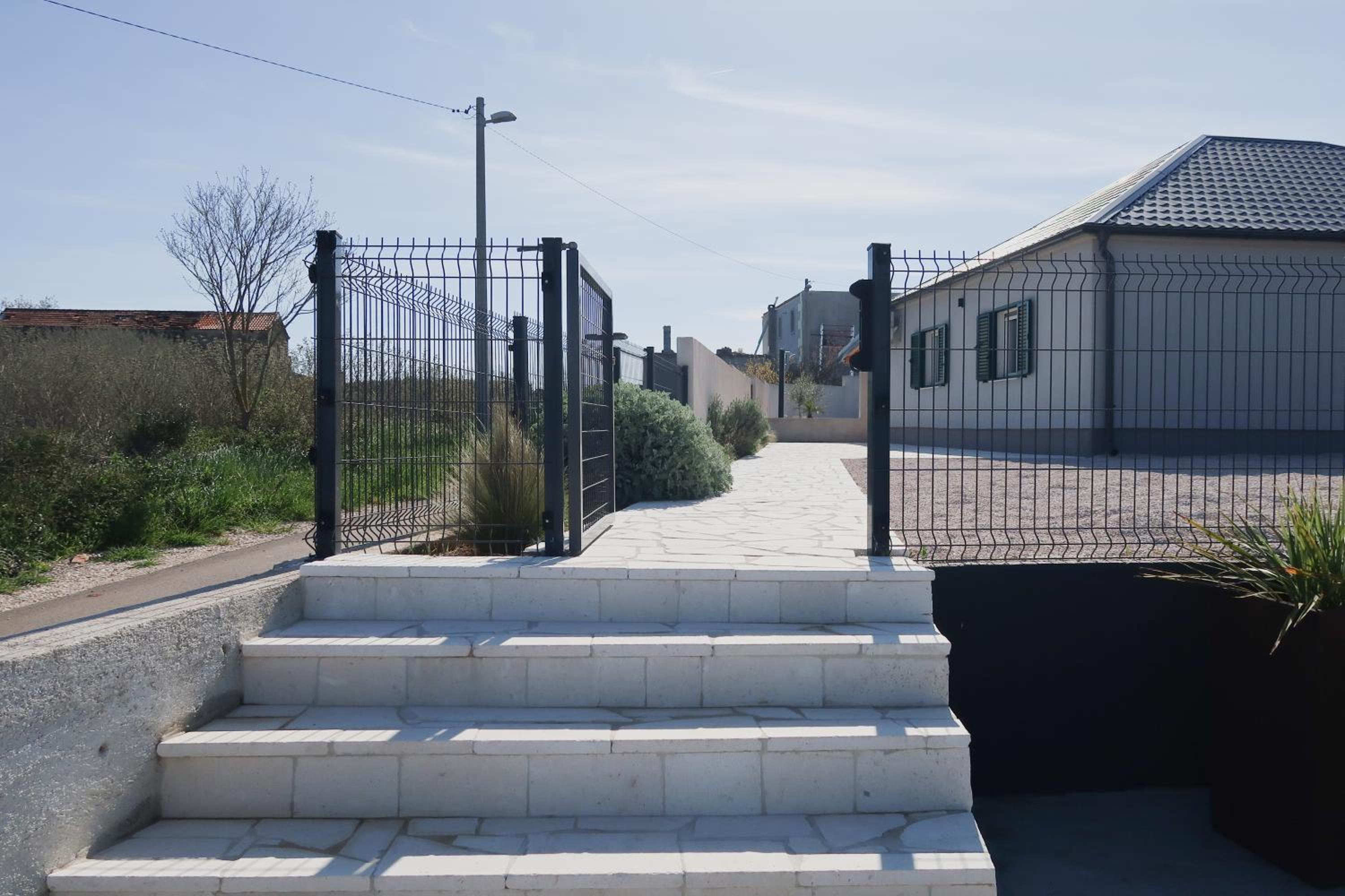 Hotel Tara - Image 1