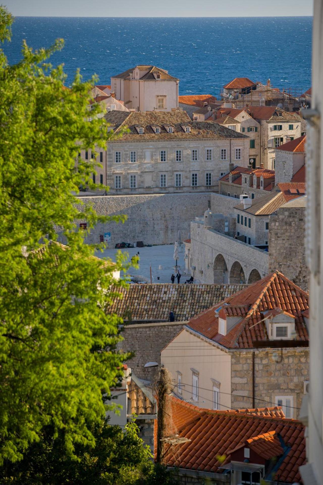 Apartments Zicara