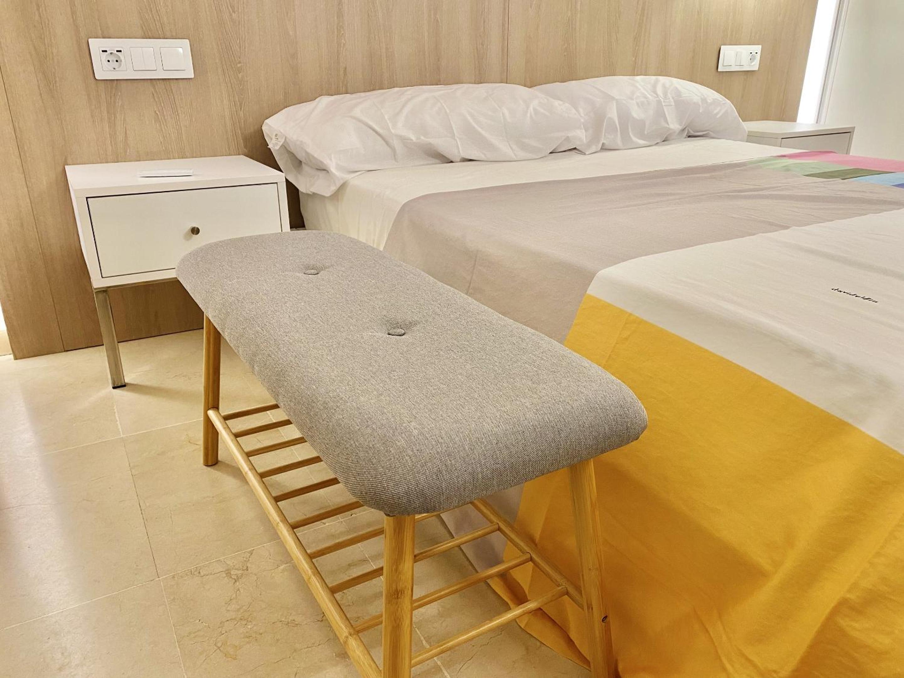 Modern Apartment in Salou - 50 m² + Pool