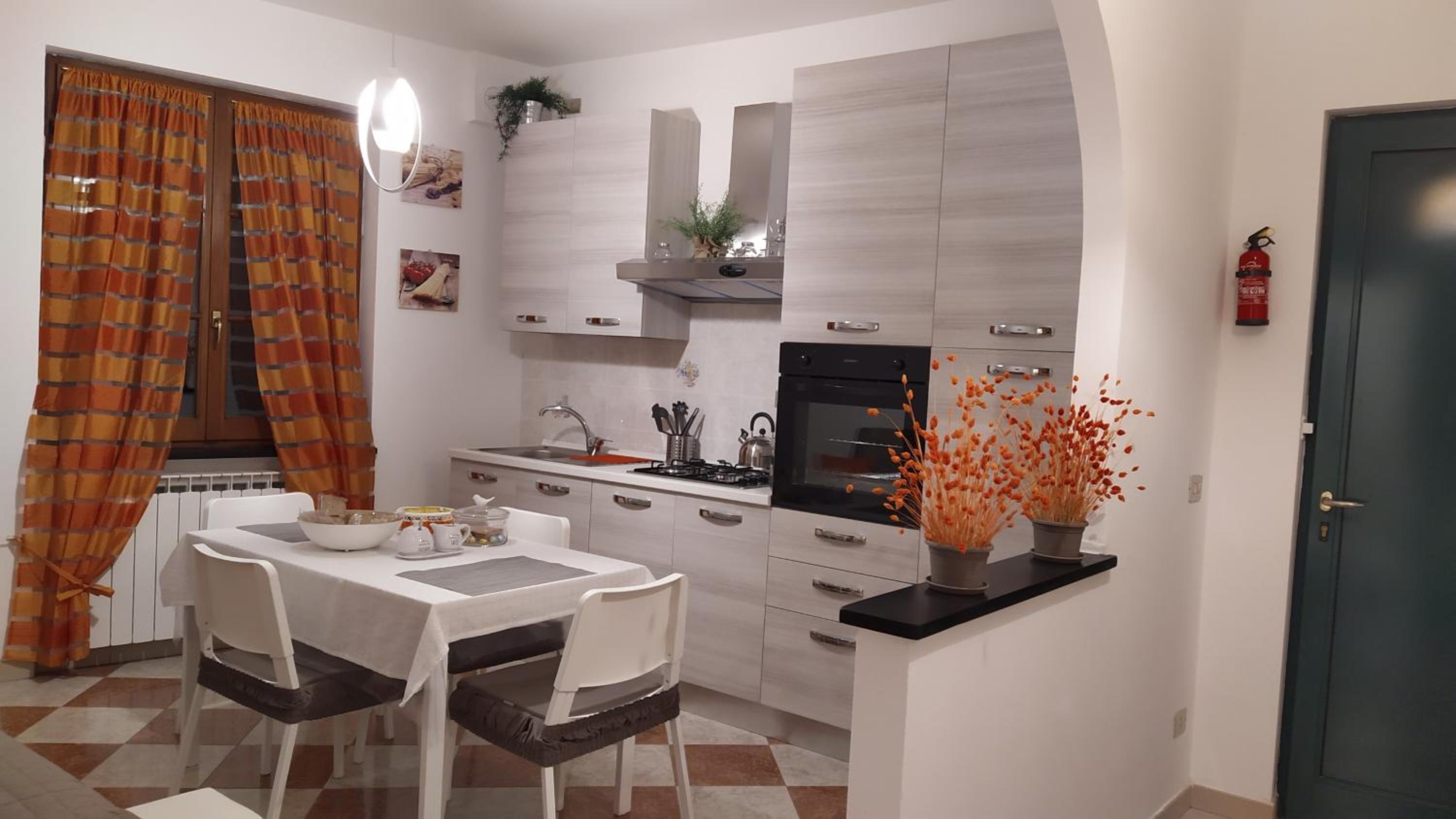 La Casa Dell'Arco view 3